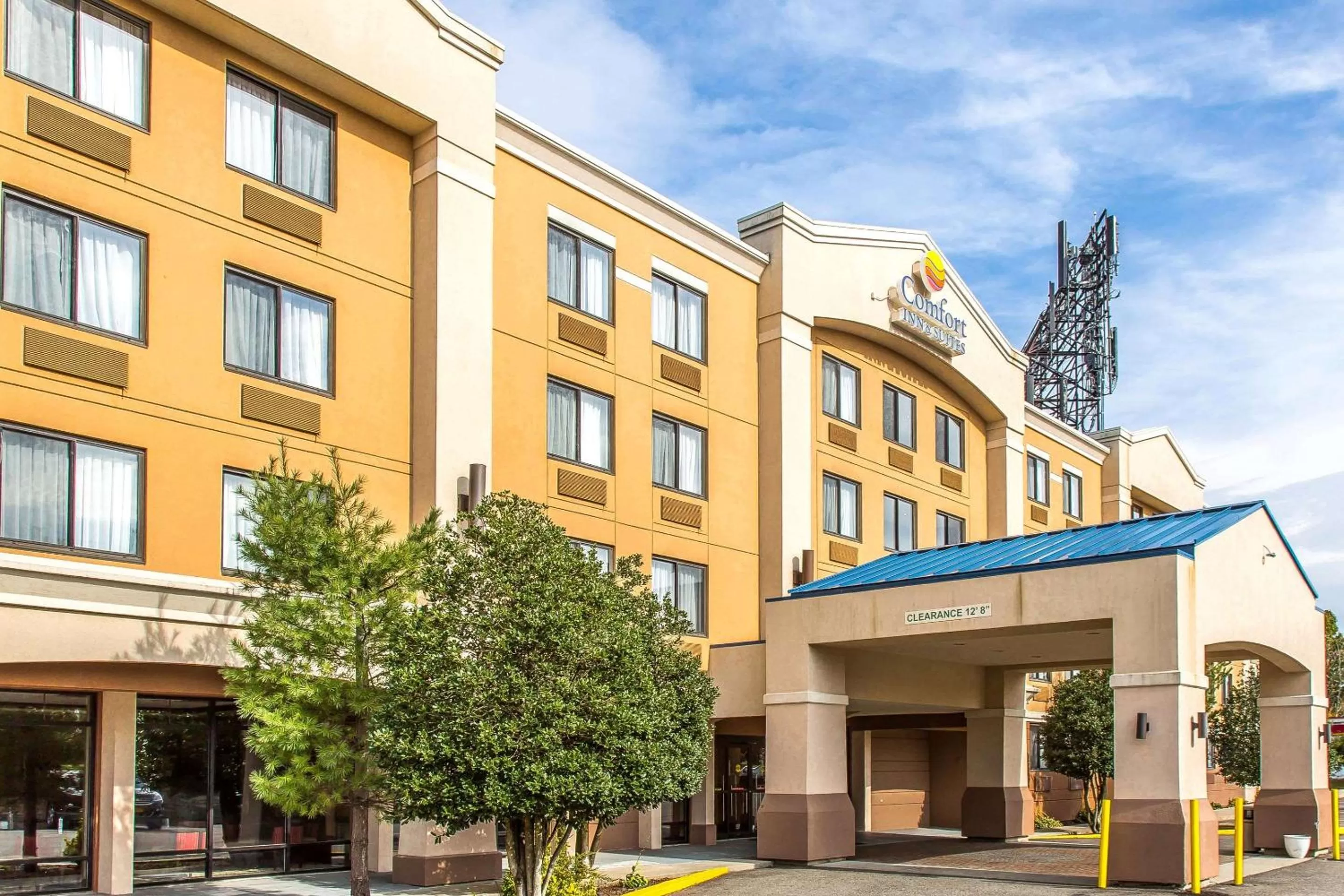 Property building in Comfort Inn & Suites Meriden East