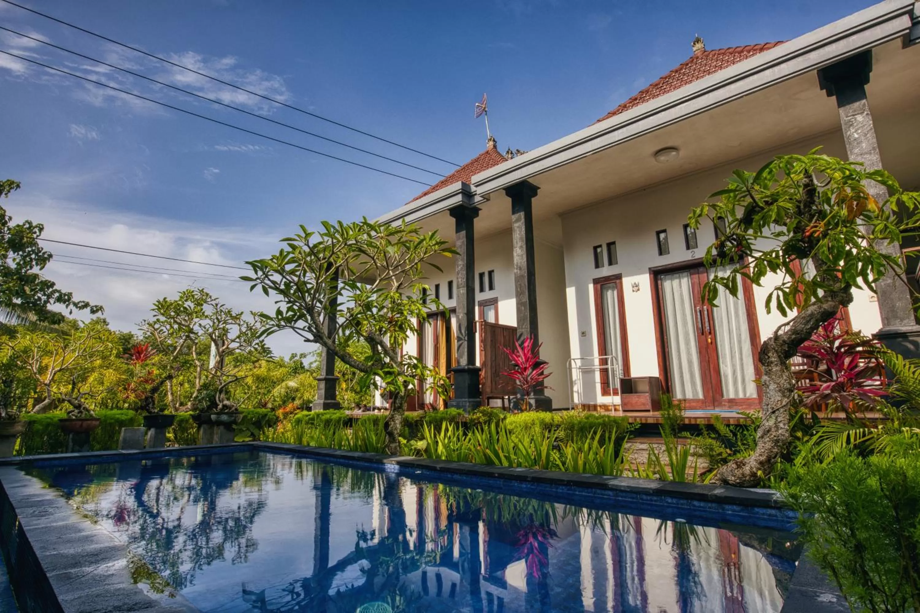 Property building in Toro Cottage