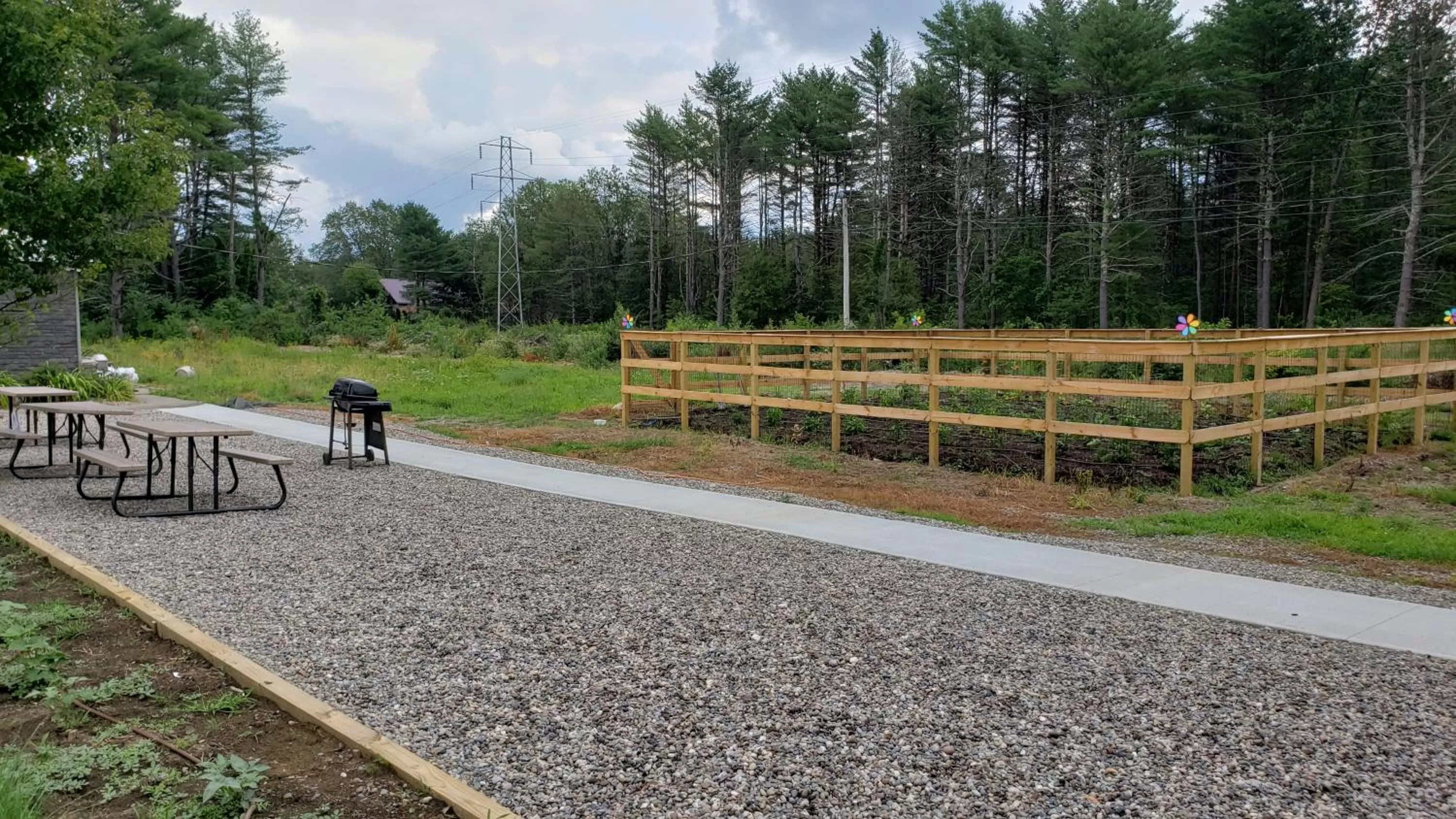 Property building in Sara Glen Motel - Saratoga Springs-Glens Falls