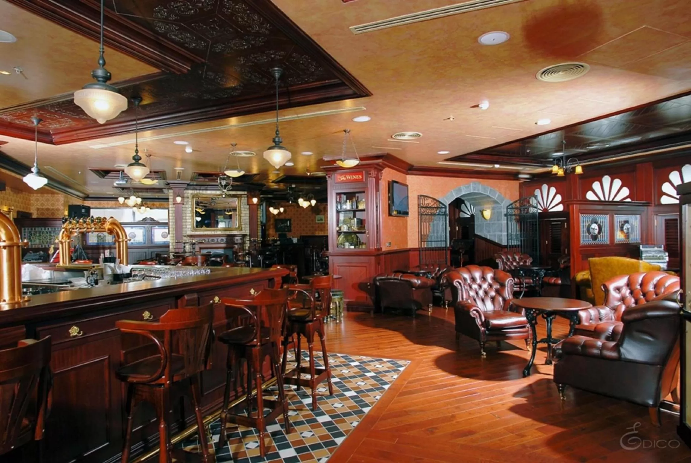 Lounge or bar in Sheraton Khalidiya Hotel