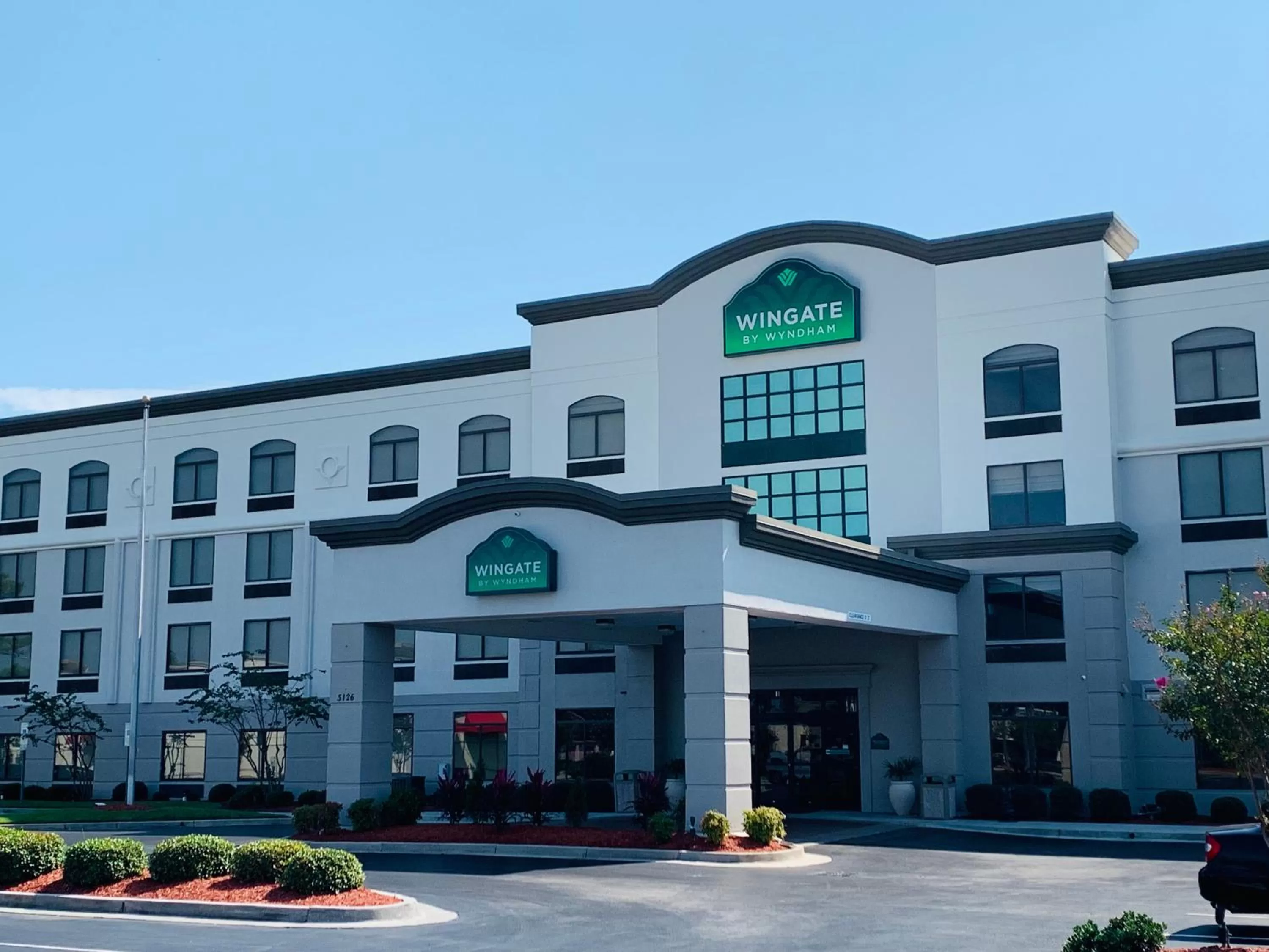 Property building in Wingate by Wyndham Wilmington