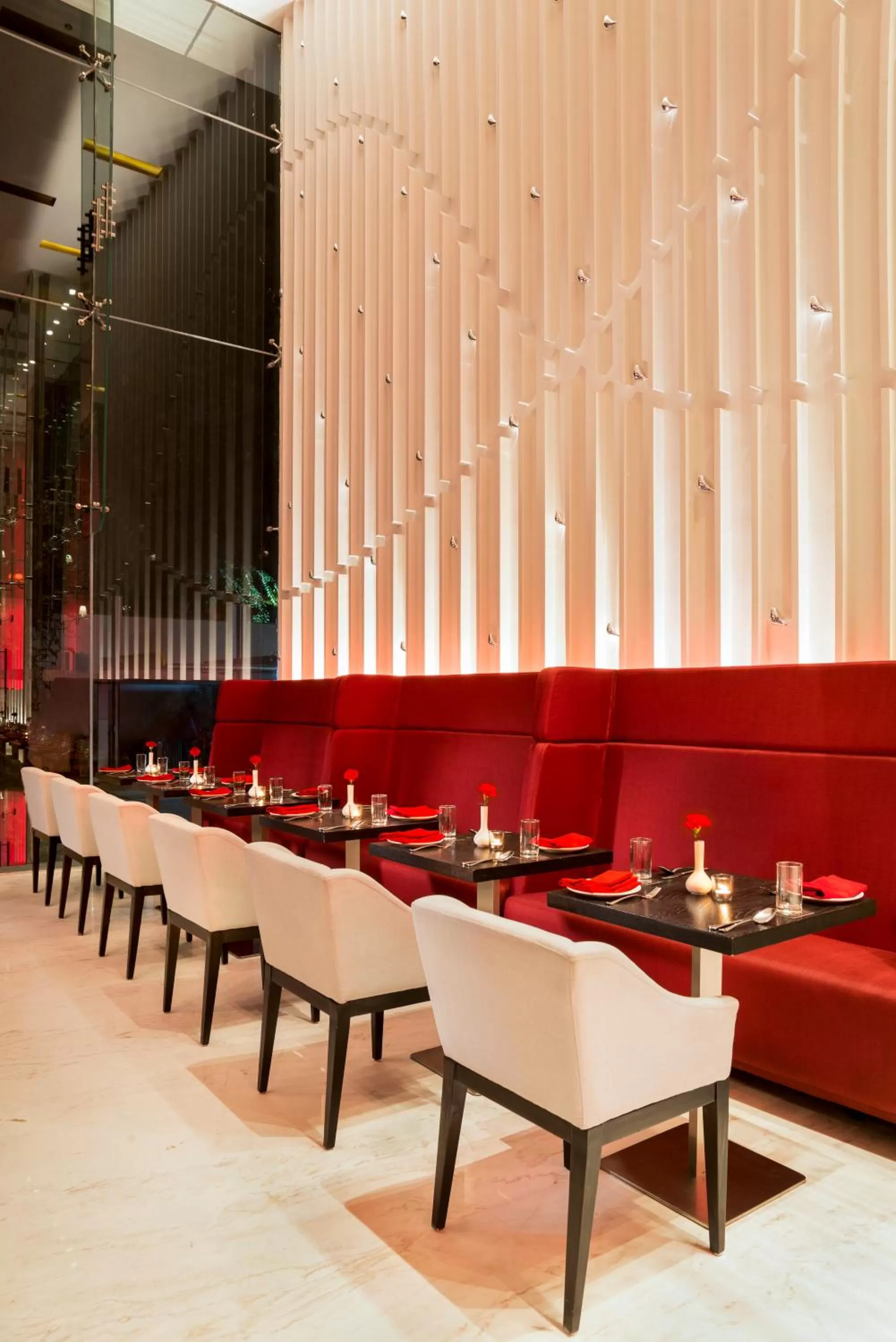 Restaurant/places to eat in Aauris