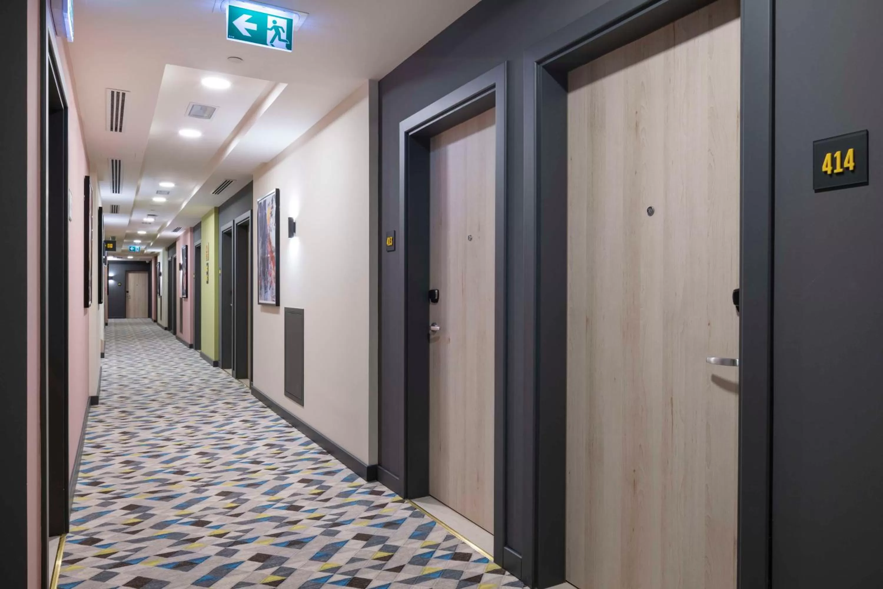 Lobby or reception in Hampton By Hilton Doha Old Town