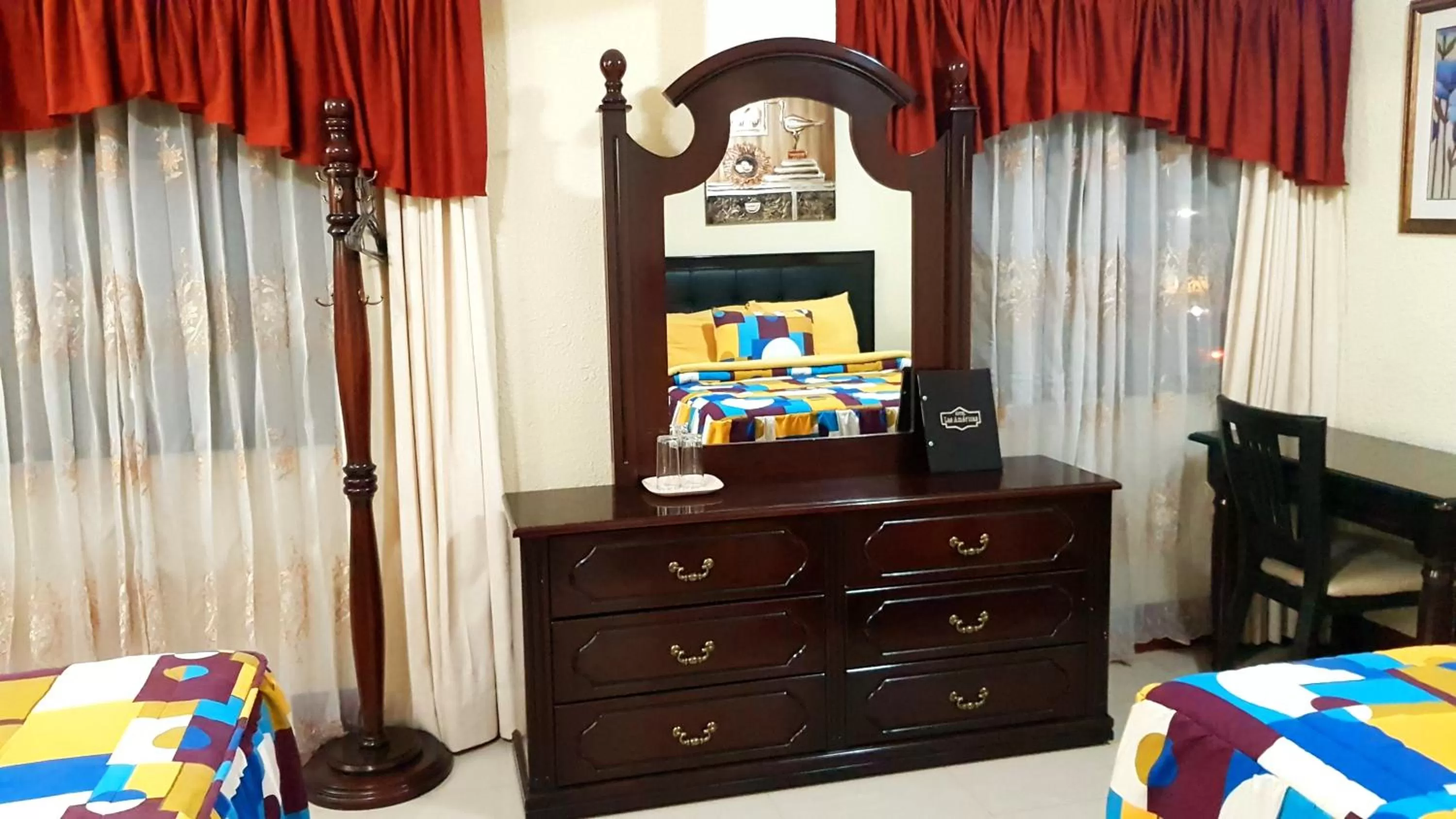 TV/Entertainment Center in Hotel Las Americas