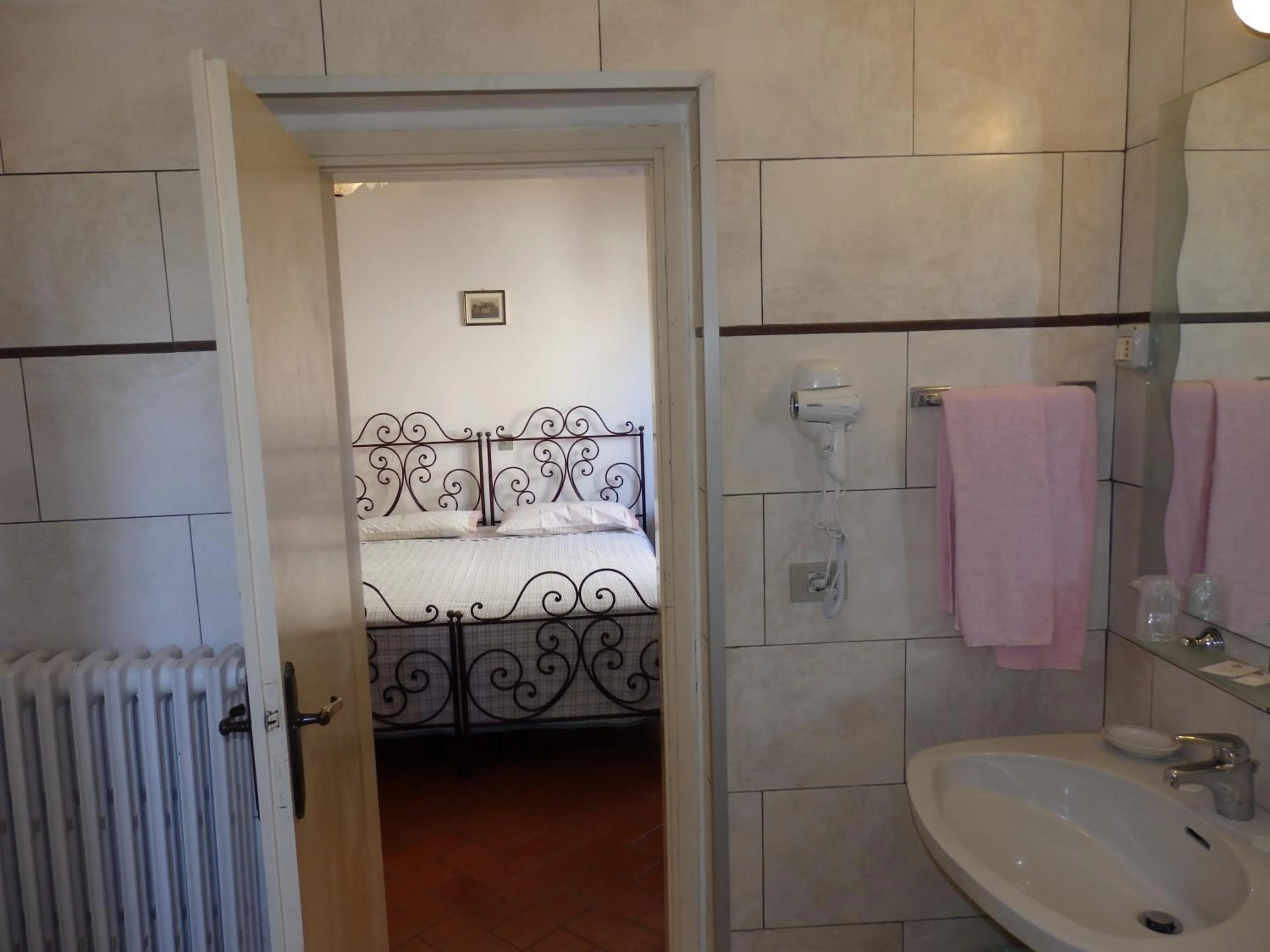 Bathroom, Bed in Residence Casprini da Omero