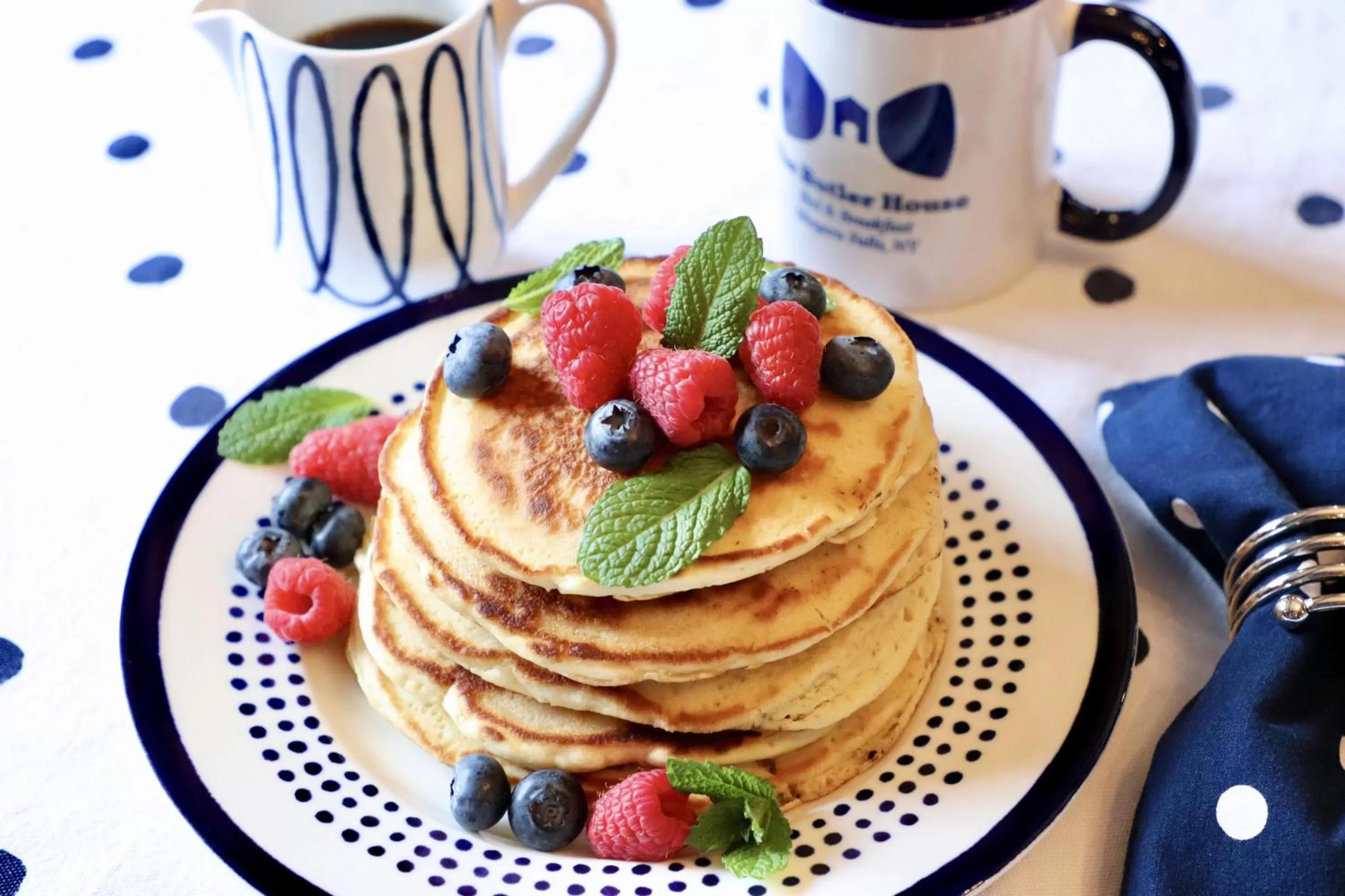 Breakfast in The Butler House Bed & Breakfast