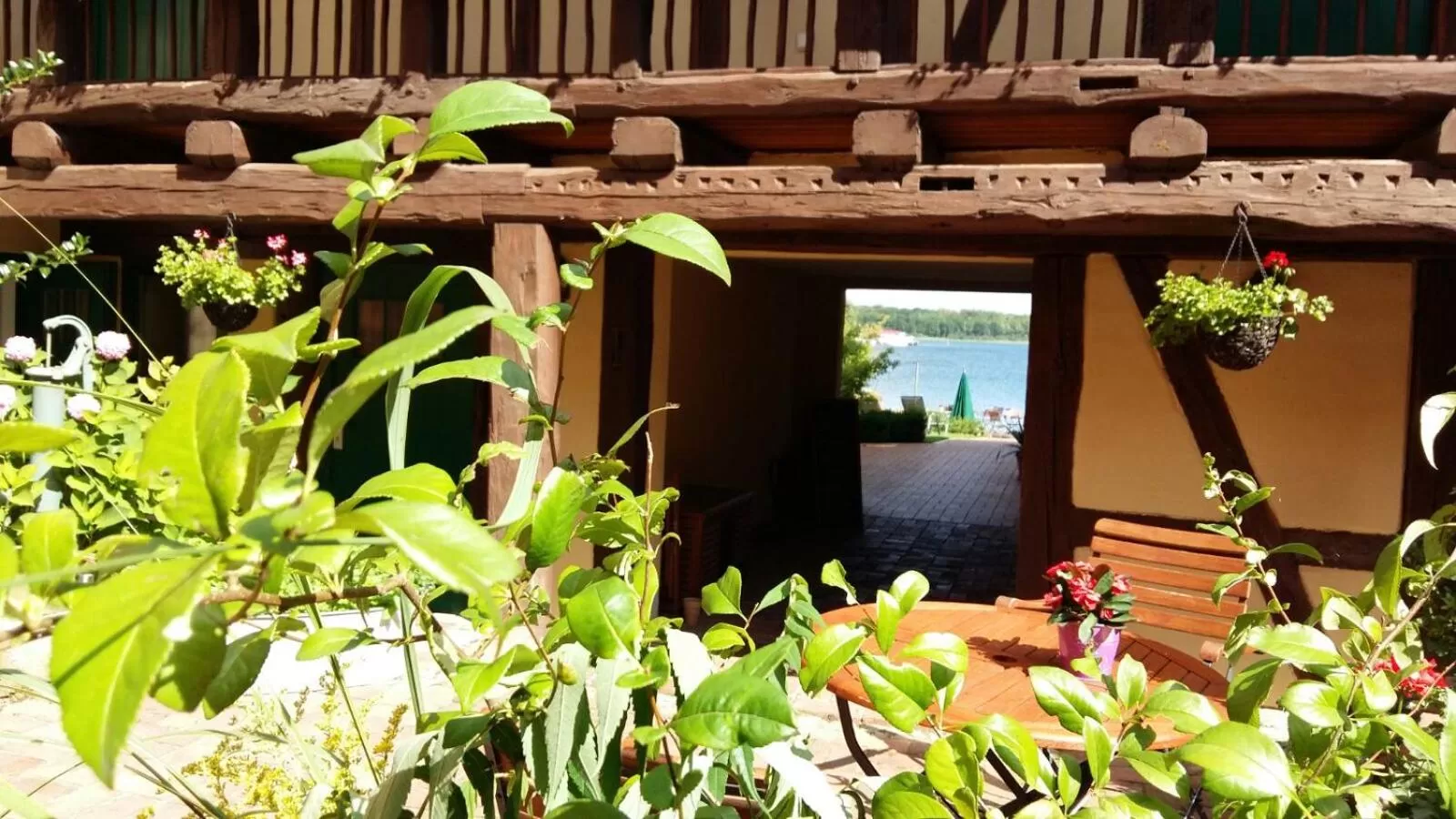 Patio in Hotel Inselhof