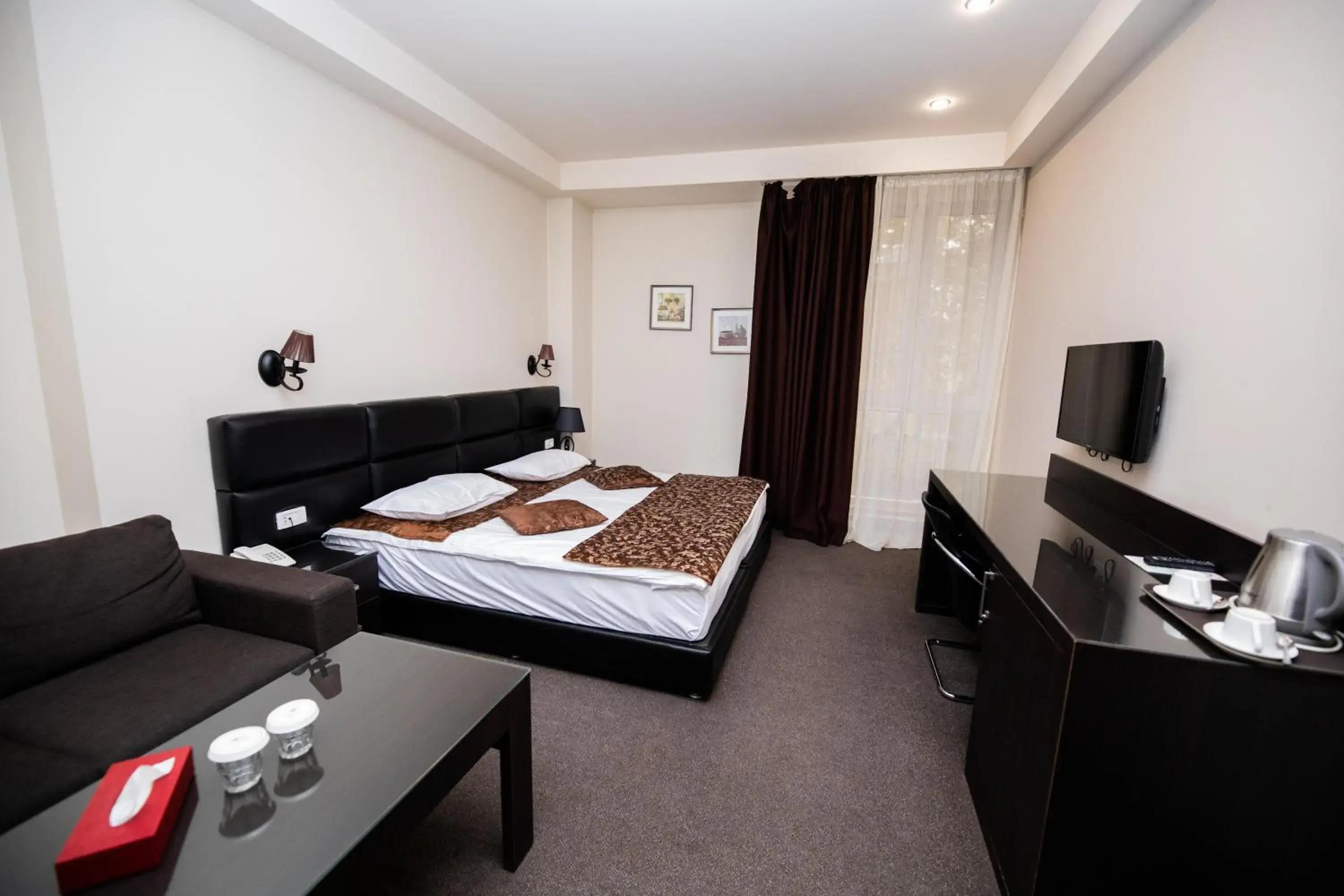 Comfort Double or Twin Room in Diamond Hotel Yerevan Comfort Double or Twin Room in Diamond Hotel Yerevan