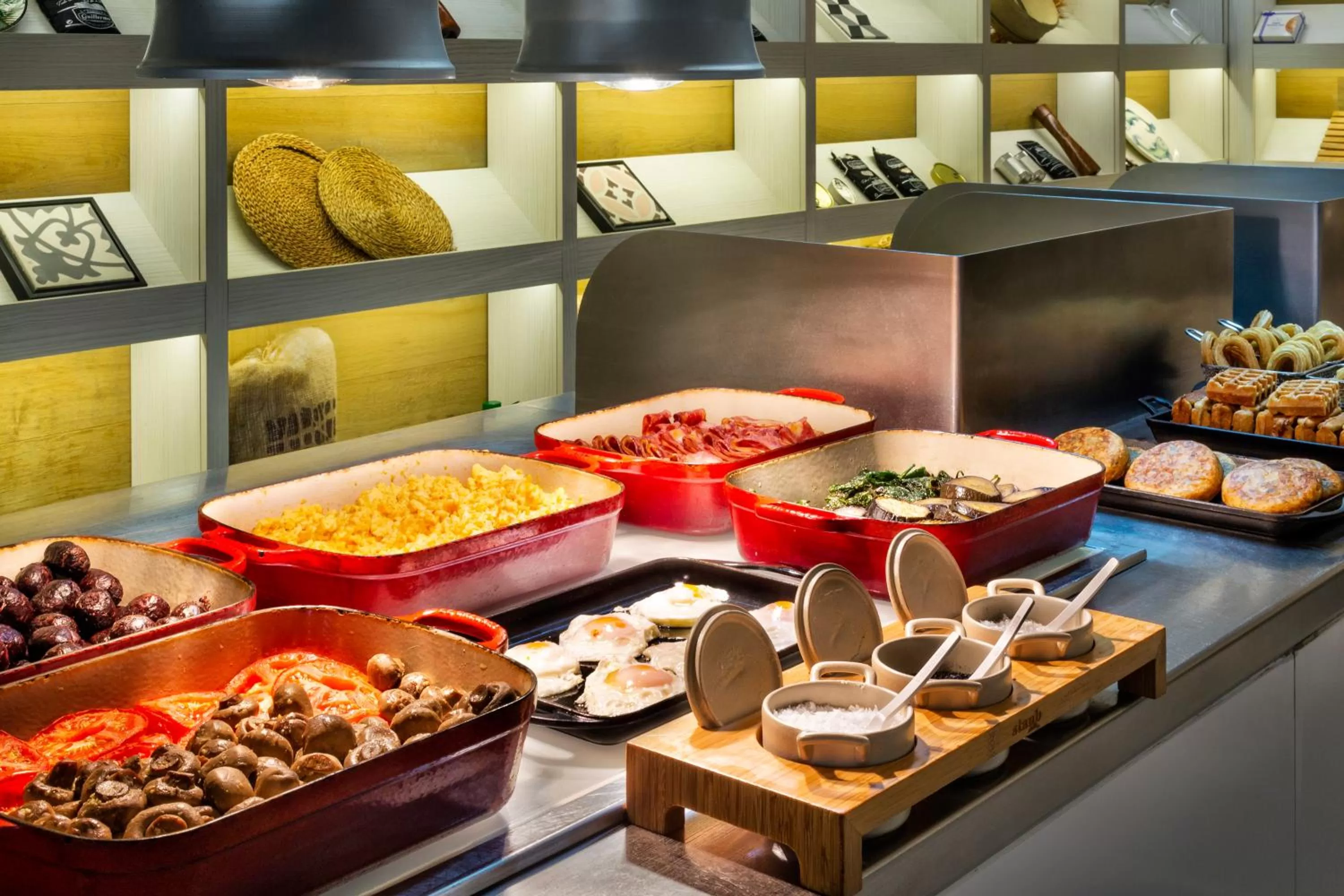 Food and drinks in Melia Lebreros