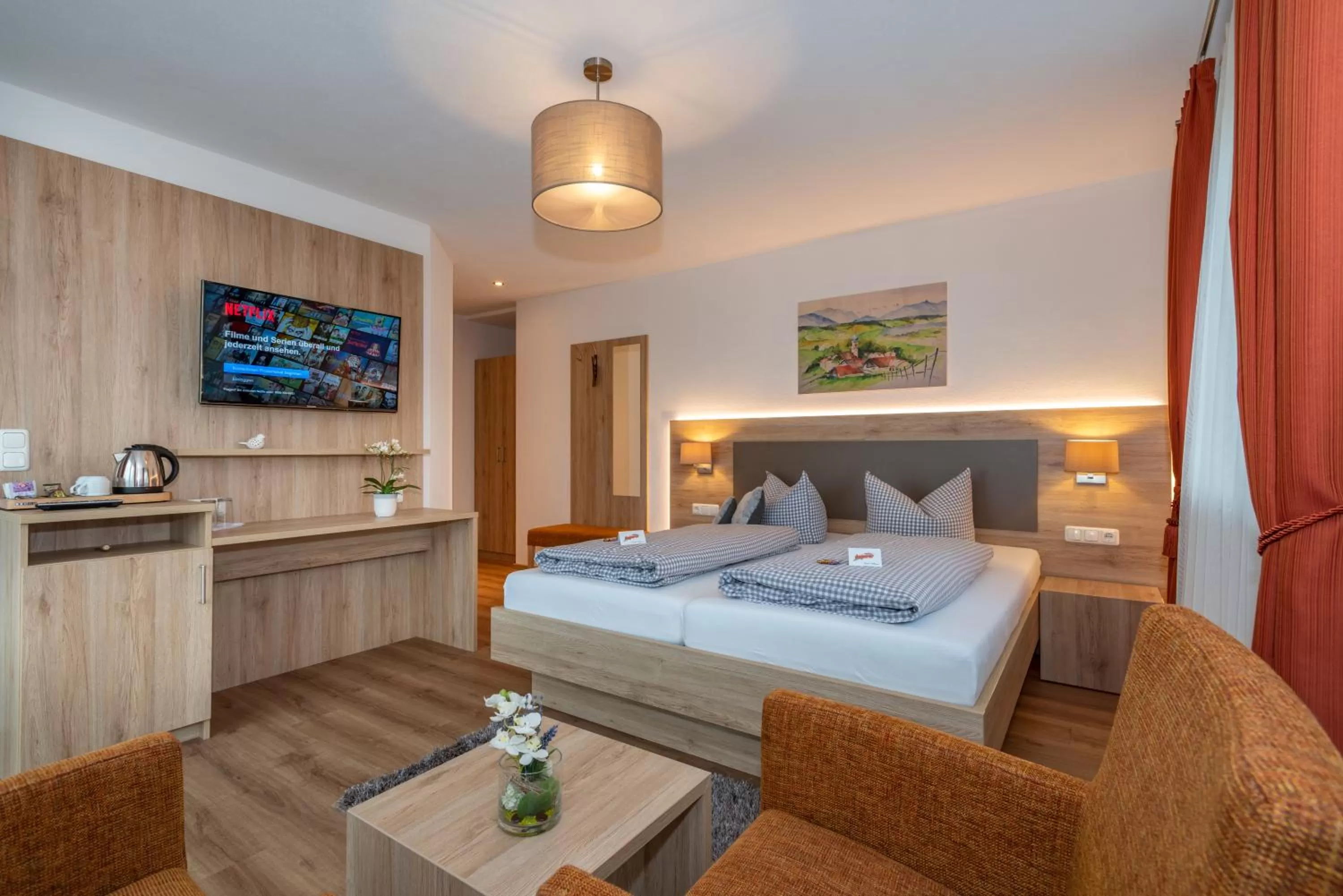 Shower, Bed in Boutique Hotel Angerer