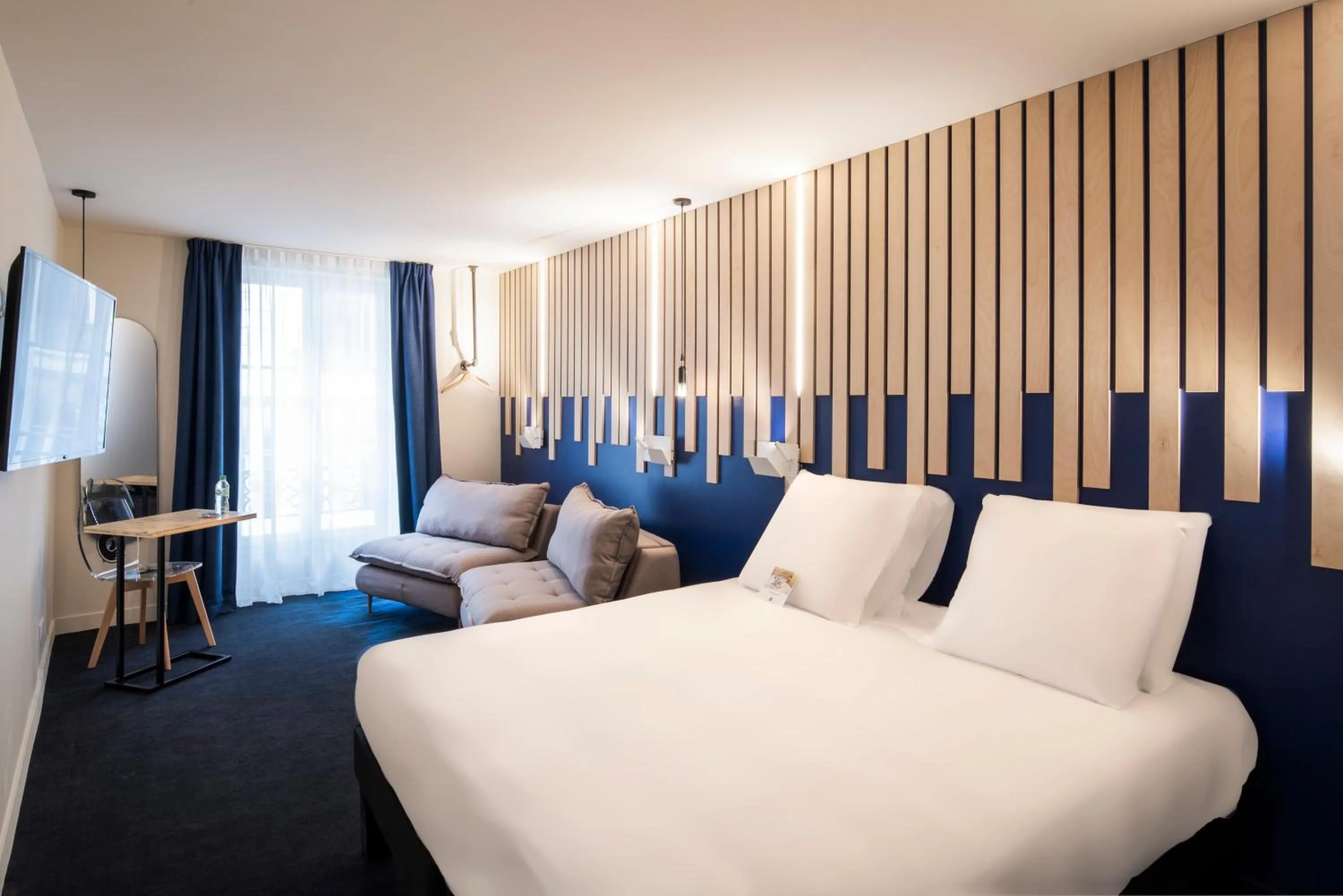 Photo of the whole room, Bed in ibis Styles Paris Opera Lafayette