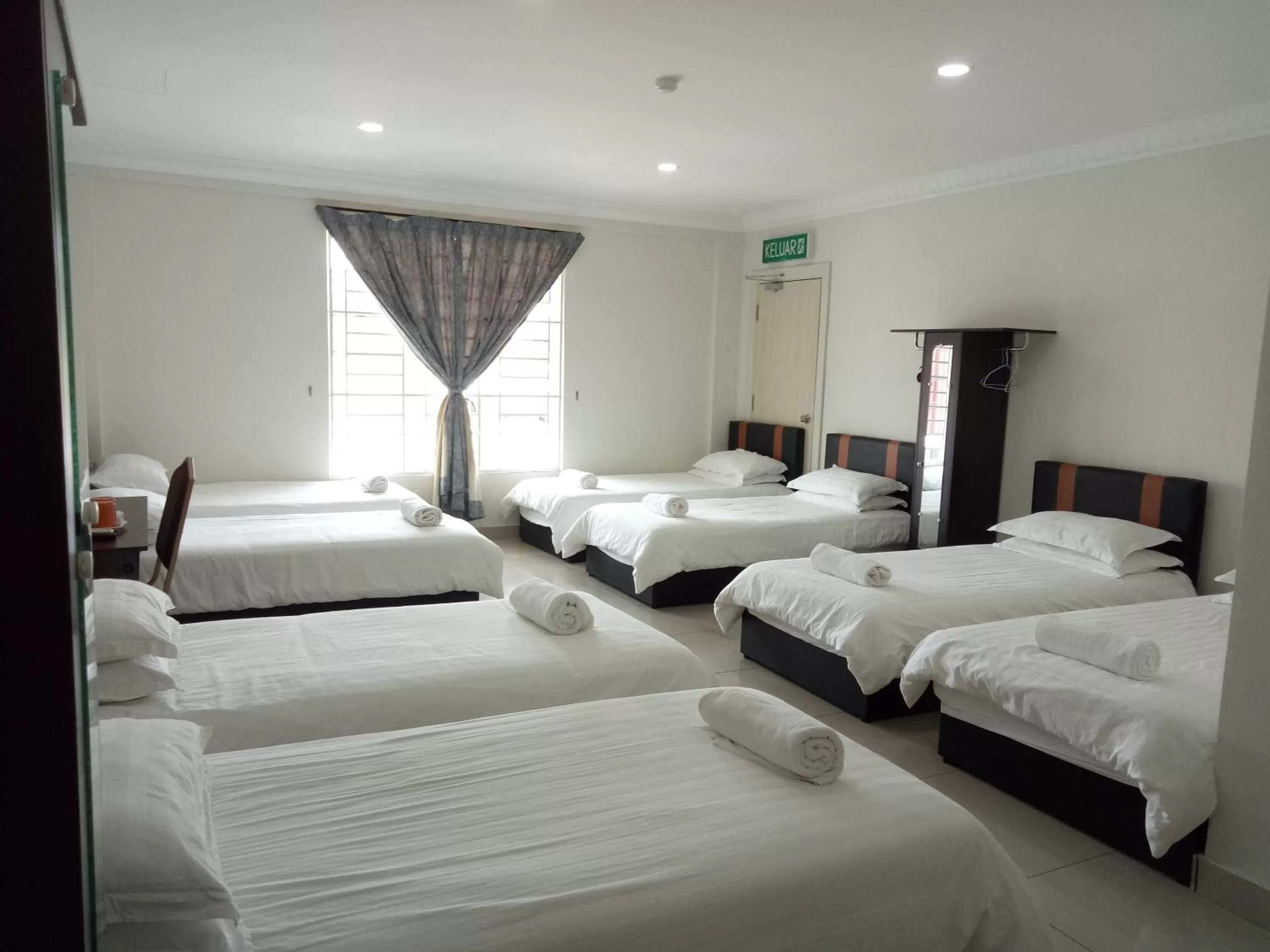 Bedroom, Bed in Hotel Mutiara KGMMB Melaka
