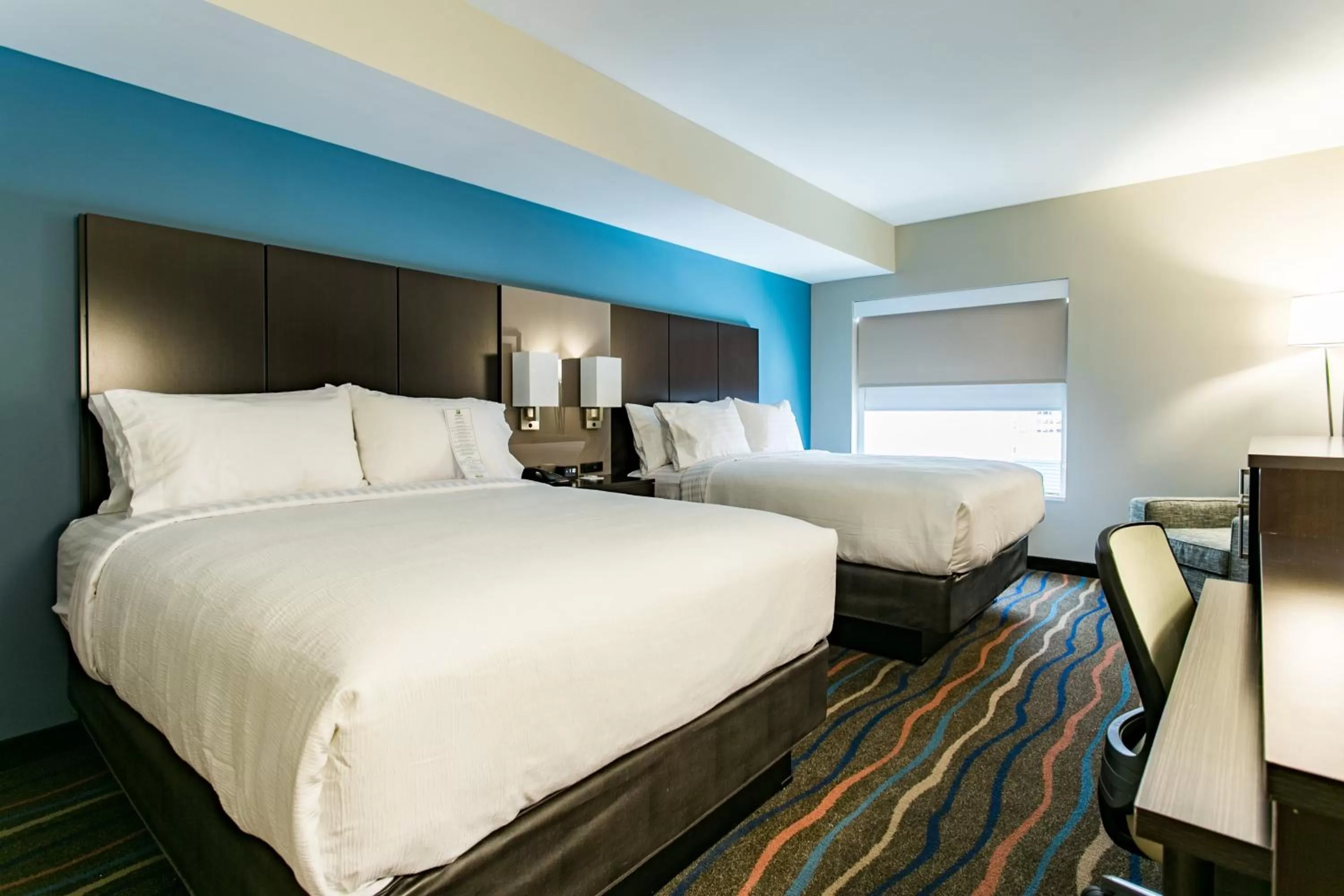 Photo of the whole room, Bed in Holiday Inn Hotel & Suites Chattanooga by IHG