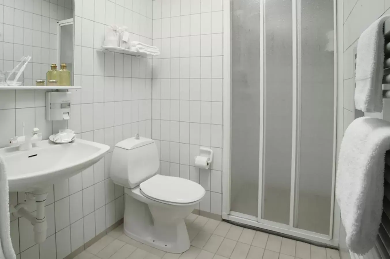 Deluxe Double Room in Hotel Kea by Keahotels Deluxe Double Room in Hotel Kea by Keahotels