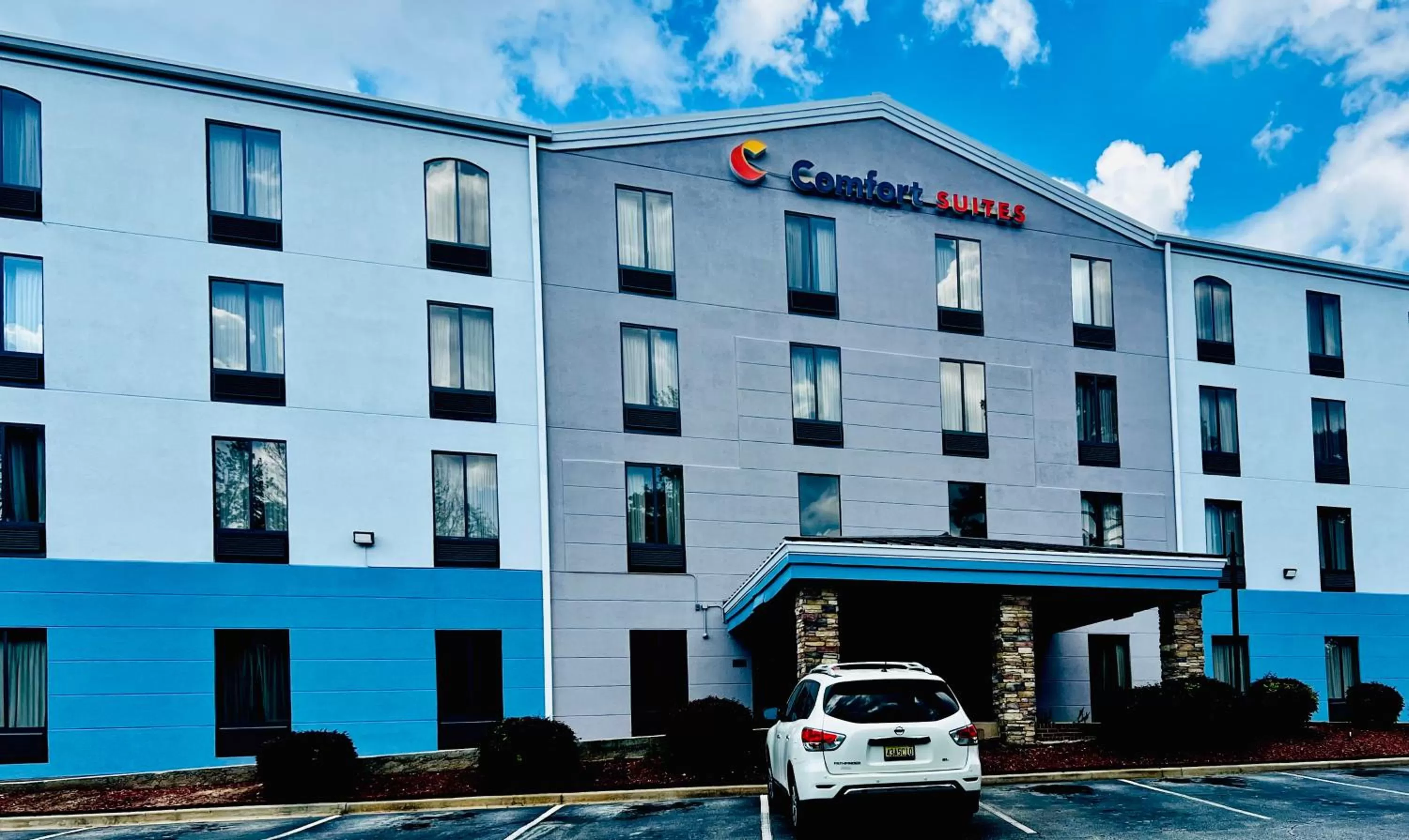 Property building in Comfort Suites Columbus State University Area