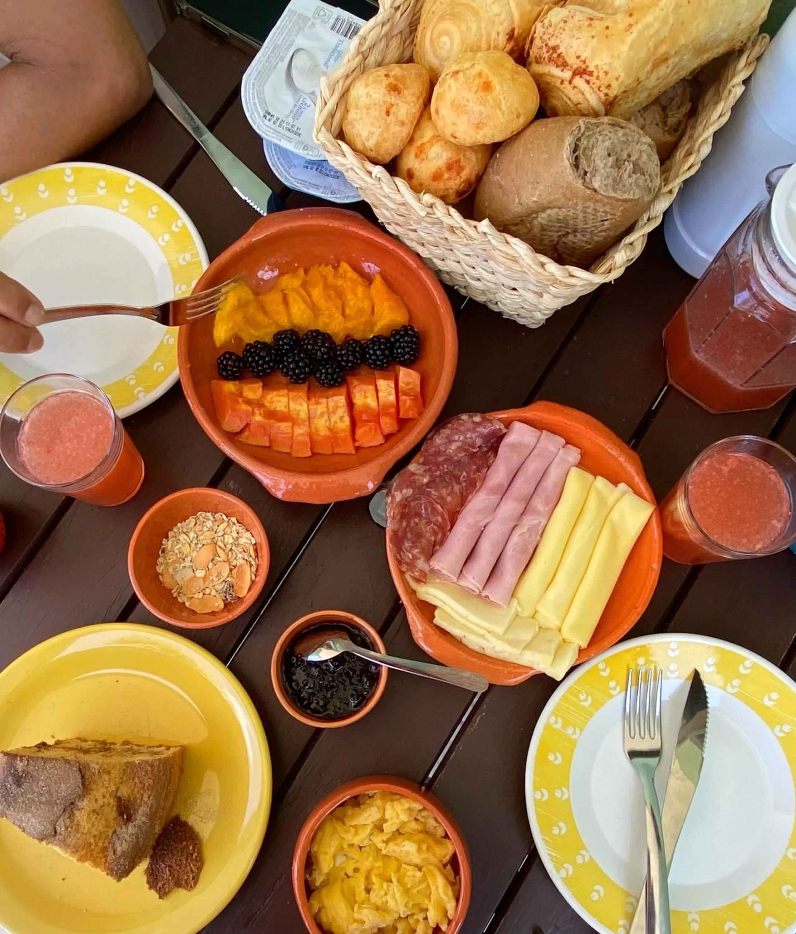 Breakfast in Canto Leste Pousada