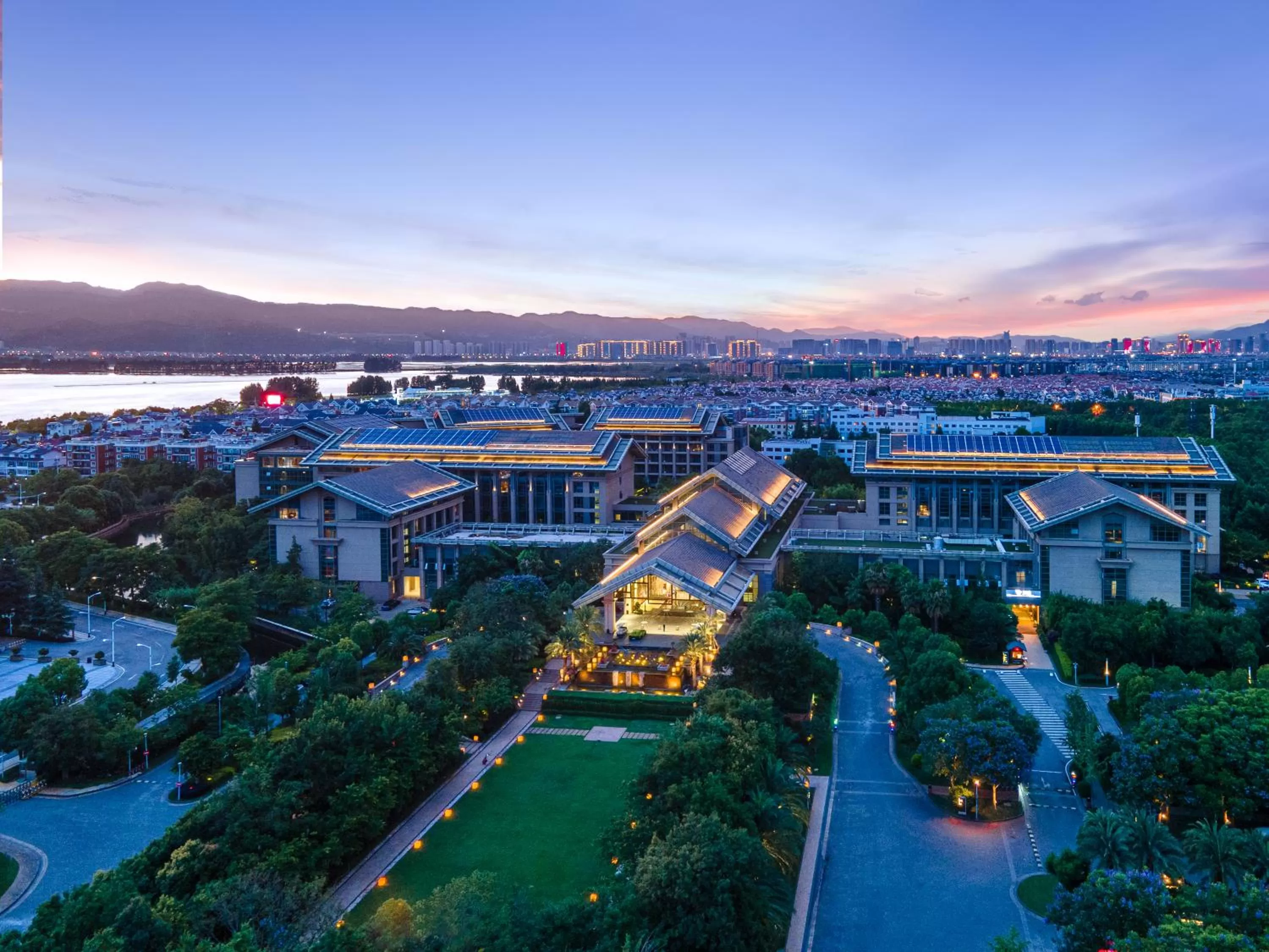 Property building in InterContinental Kunming by IHG