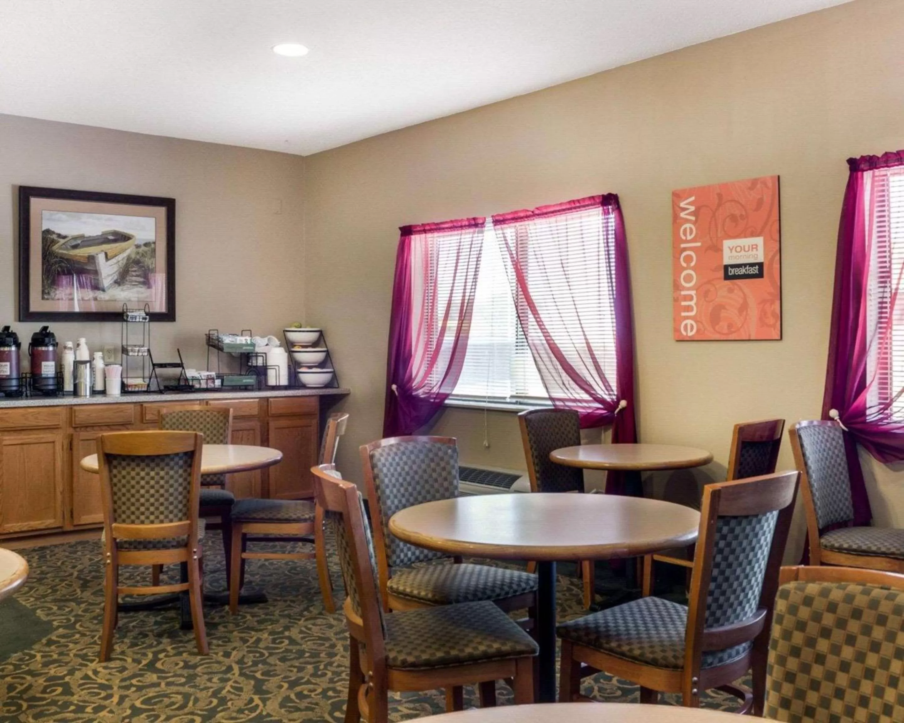 Restaurant/places to eat in Comfort Inn