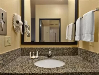 King Studio - Non-Smoking in Baymont by Wyndham Decatur