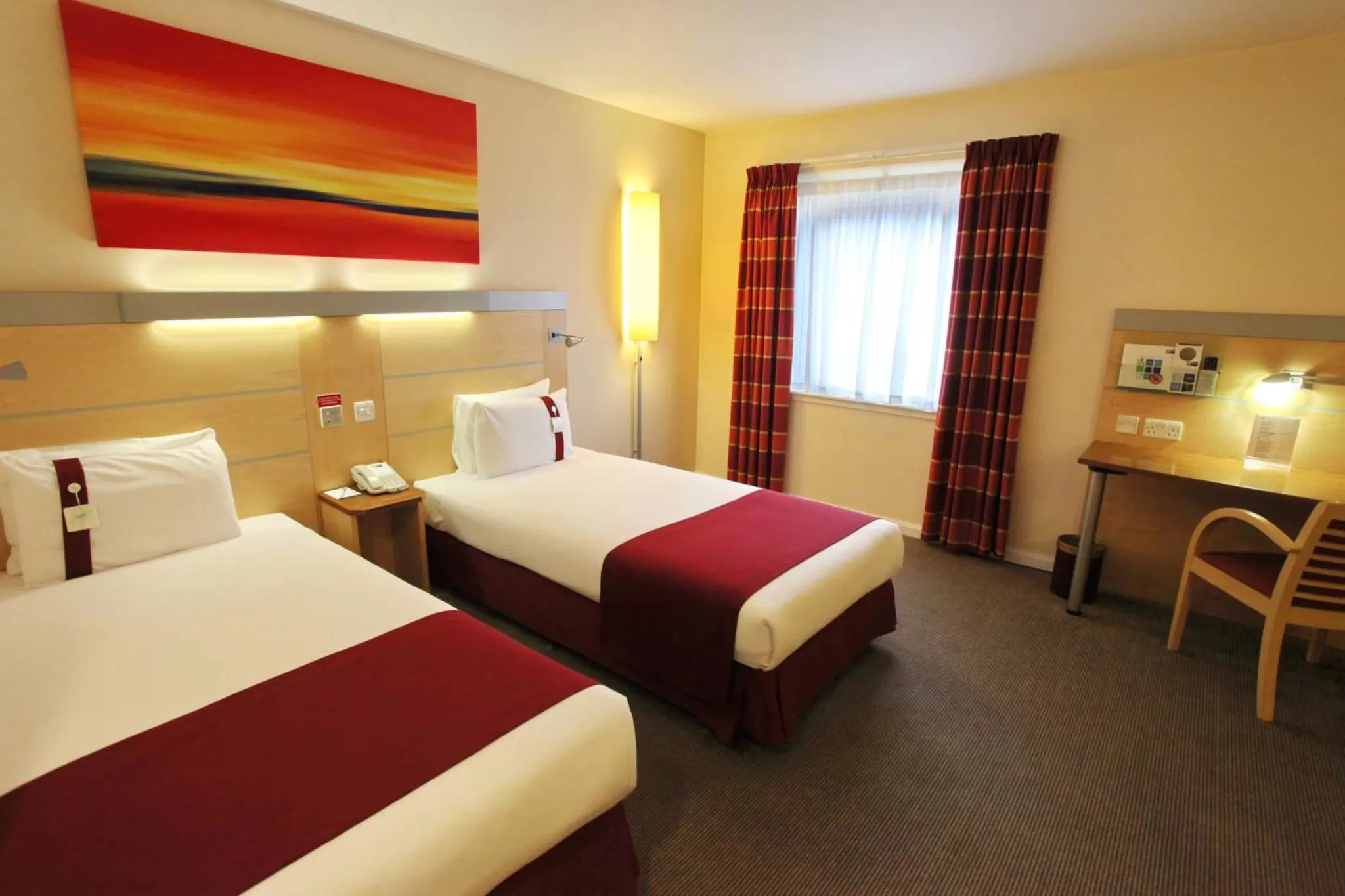 Photo of the whole room, Bed in Holiday Inn Express Birmingham Redditch by IHG