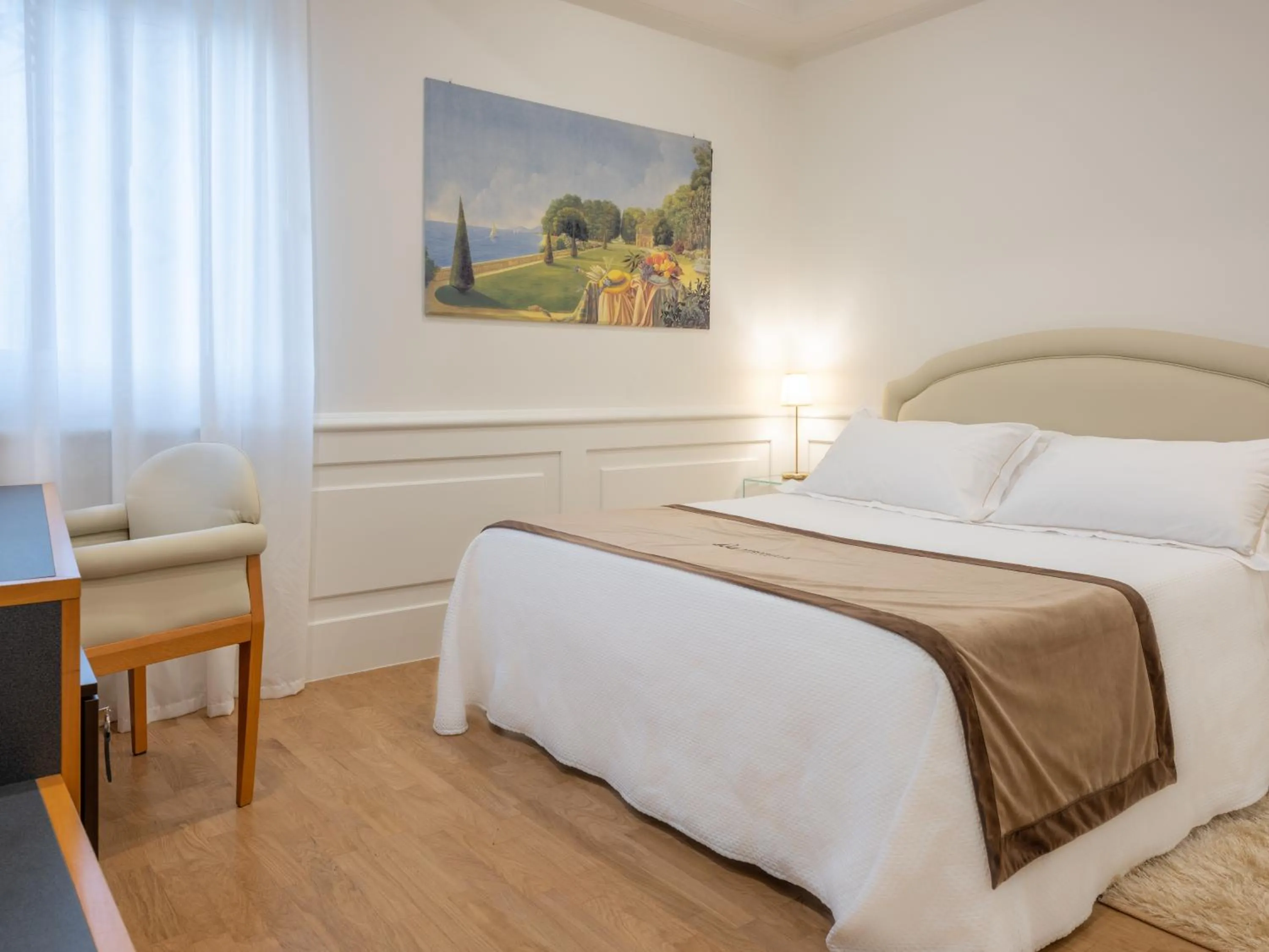 Photo of the whole room, Bed in Mirabella Hotel