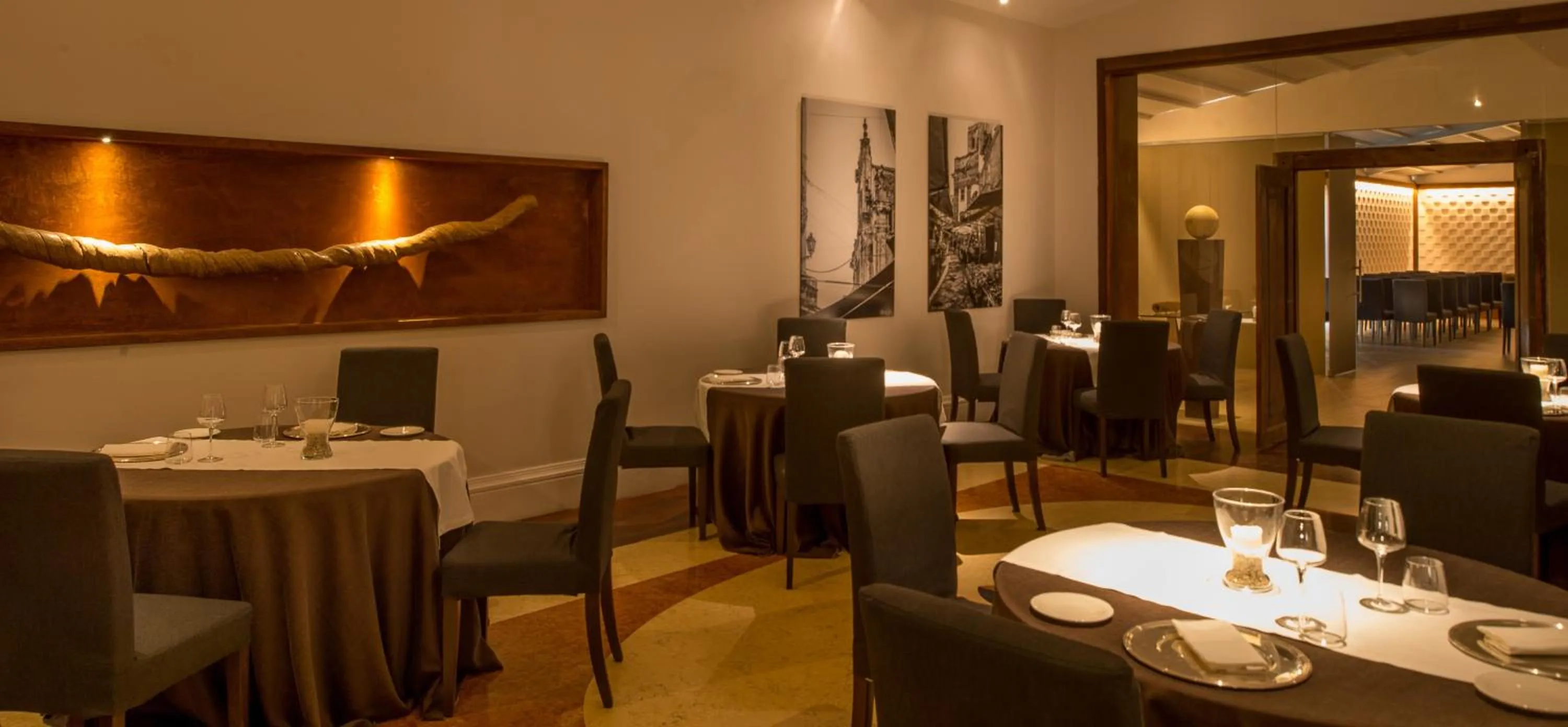 Restaurant/places to eat in Hotel Federico II Central Palace