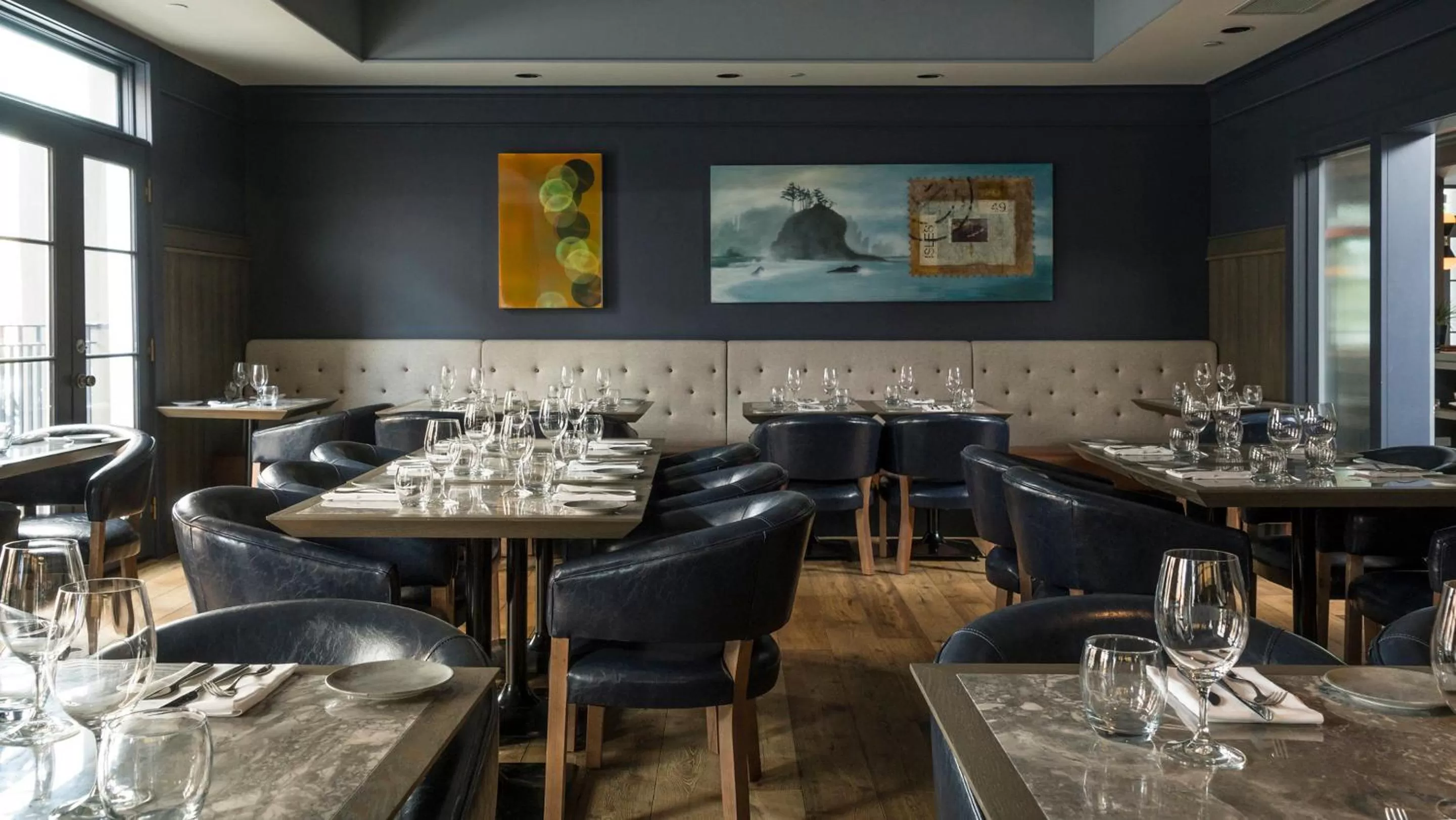 Restaurant/places to eat in Hotel Arts Kensington