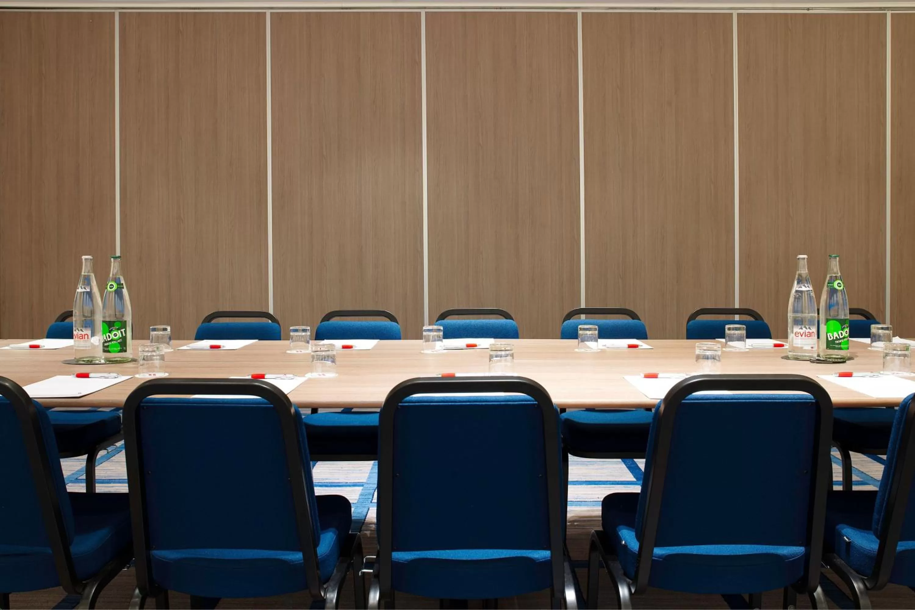 Meeting/conference room in Paris Marriott Opera Ambassador Hotel