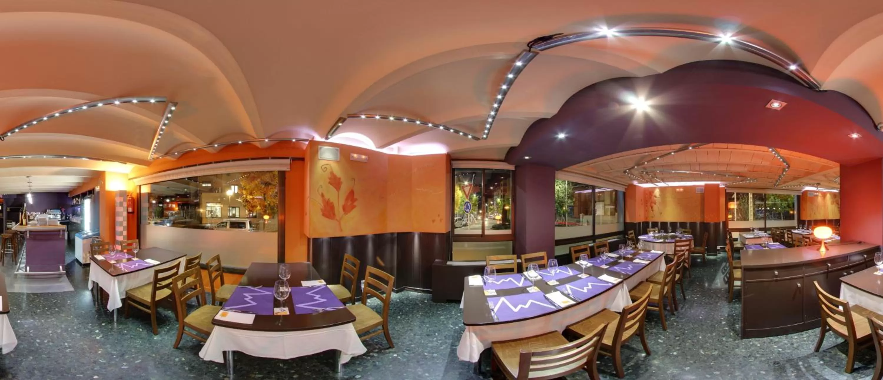 Restaurant/places to eat in Hotel Avenida