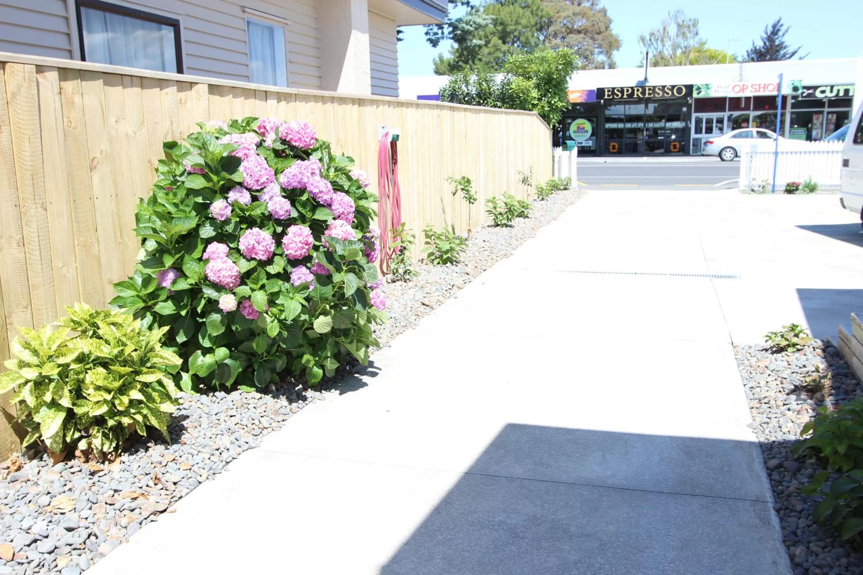 Property building in EMotel Napier