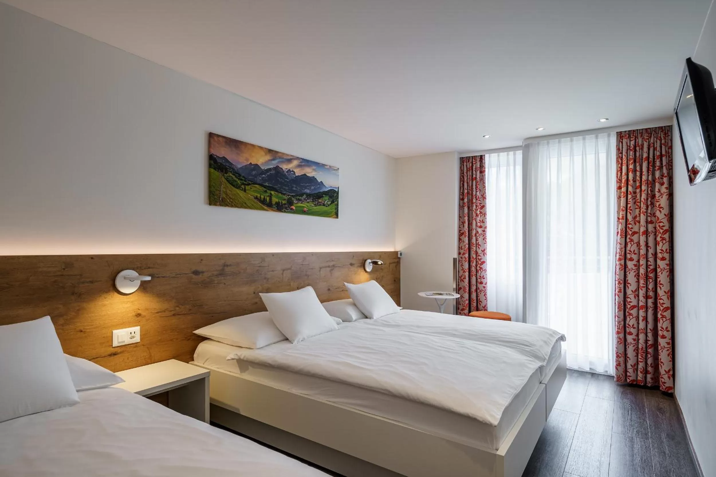 Photo of the whole room, Bed in Hotel Bernerhof