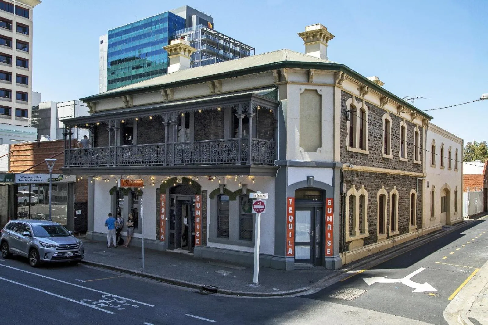Property building in Tequila Sunrise Hostel Adelaide