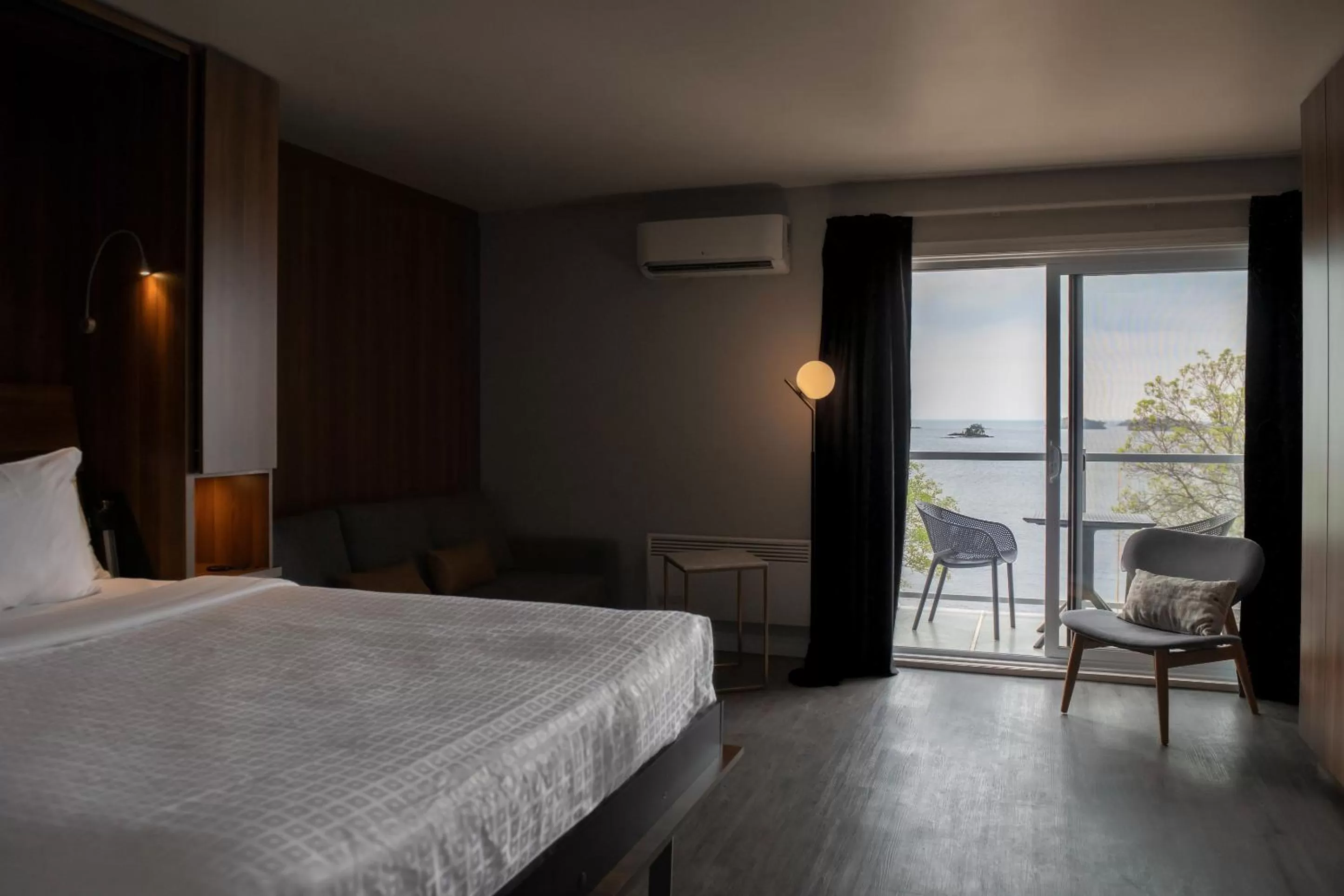 Deluxe Queen Room in Auberge Des Îles