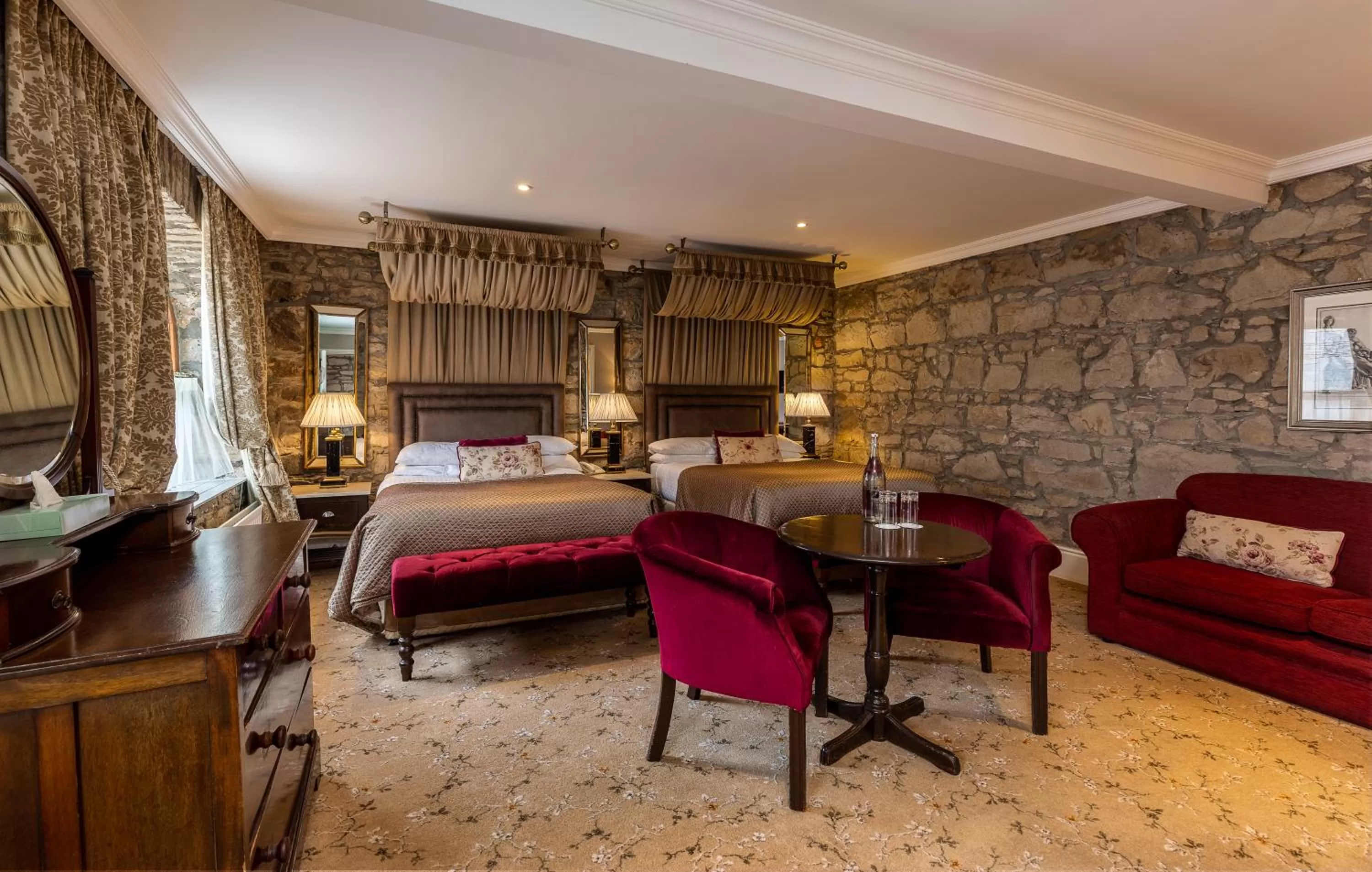 Bedroom, Bed in Cabra Castle Hotel
