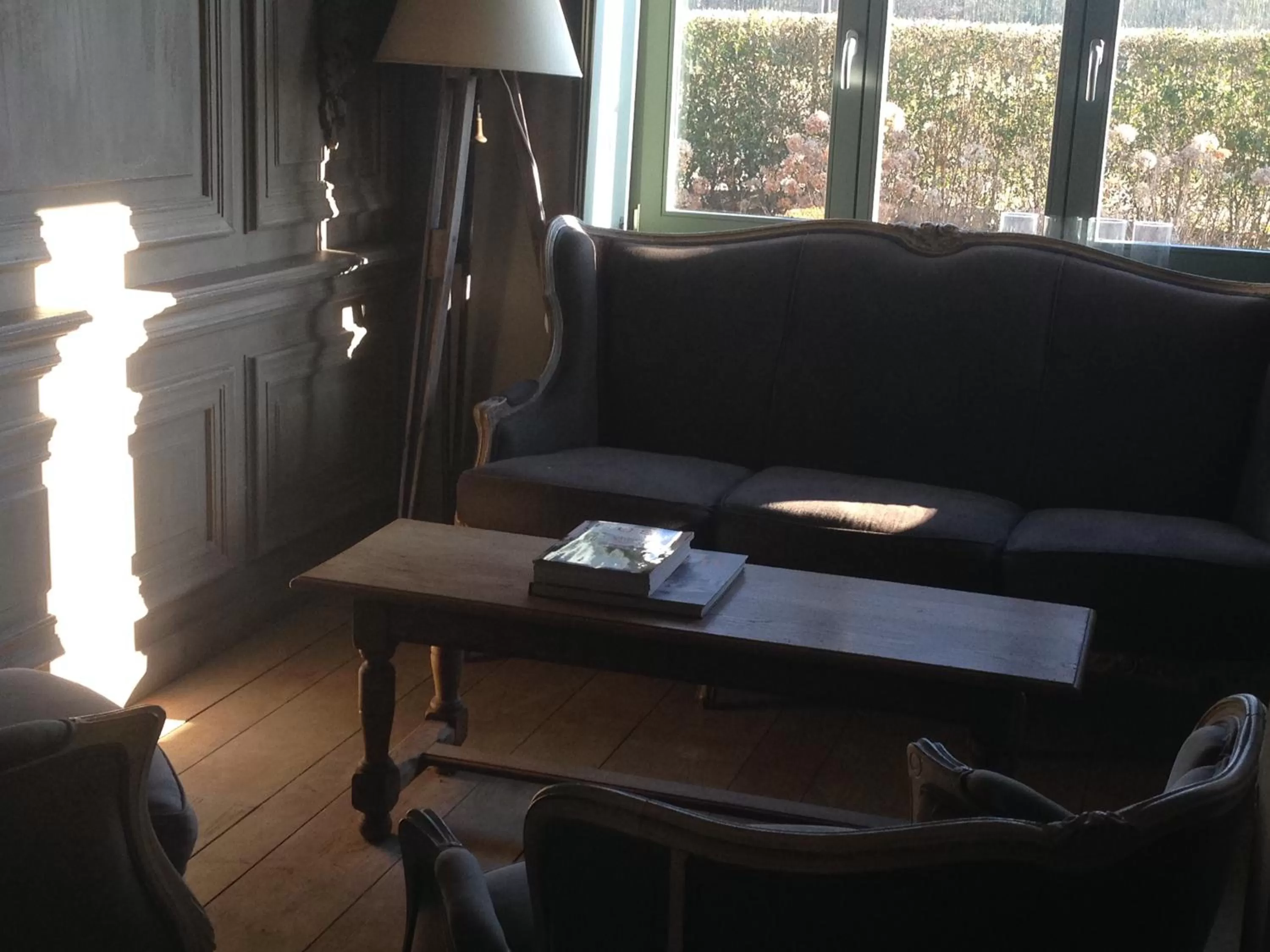 Communal lounge/ TV room, Seating Area in B&B Silentium