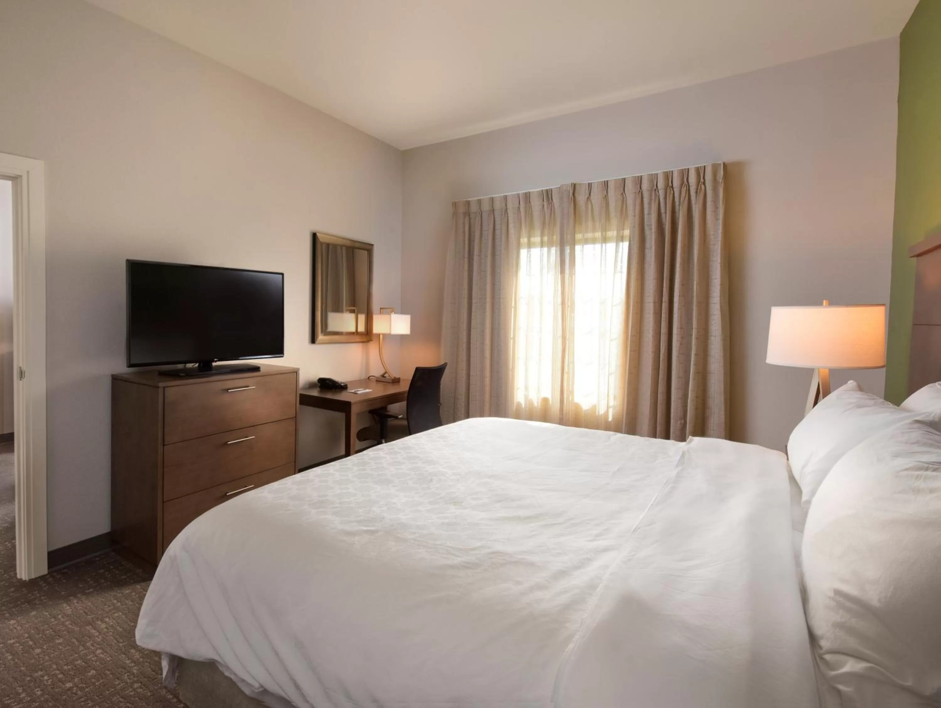 Photo of the whole room, Bed in Staybridge Suites - Wisconsin Dells - Lake Delton by IHG