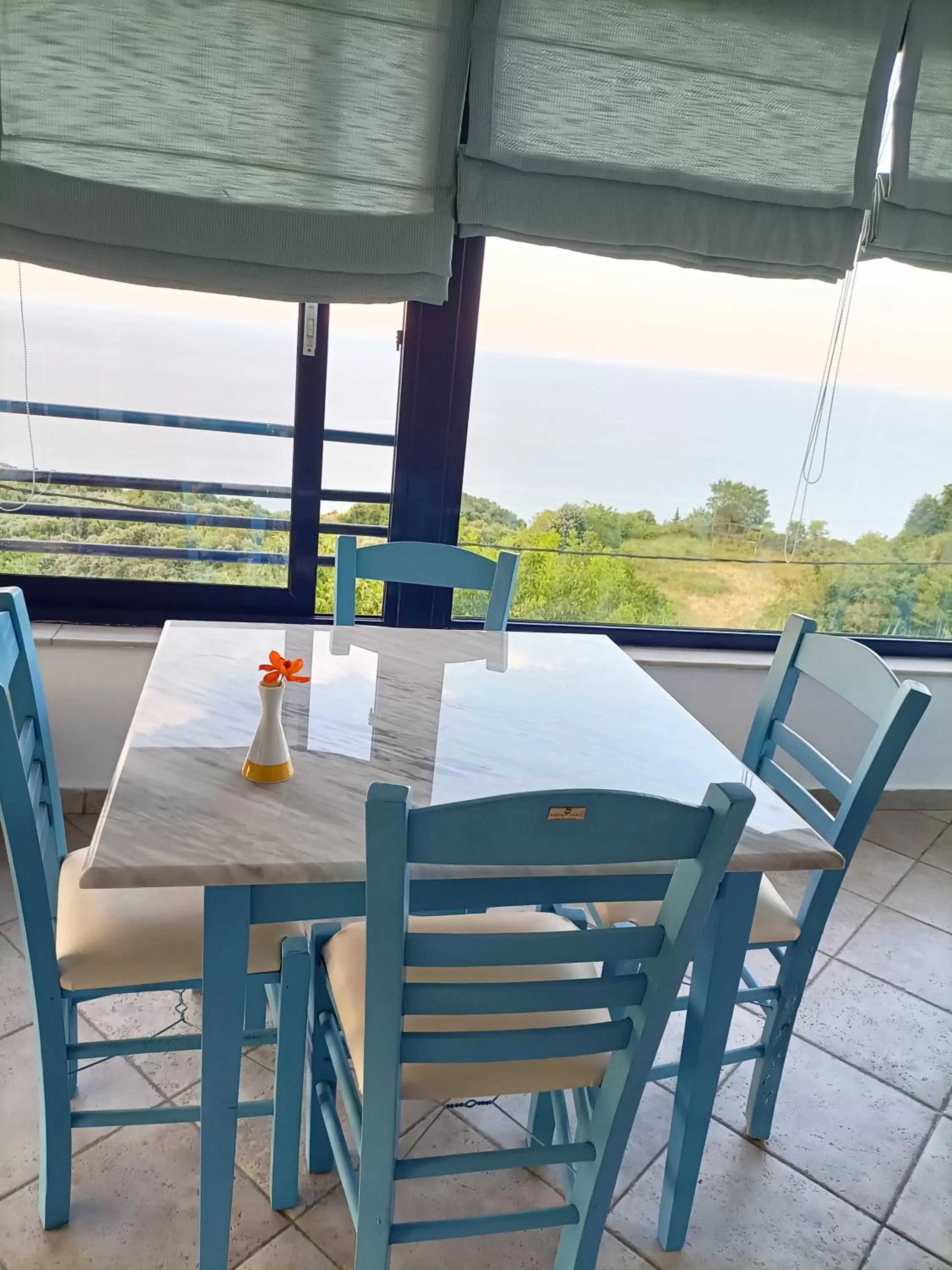 Patio in Hotel Christina - Happy Days