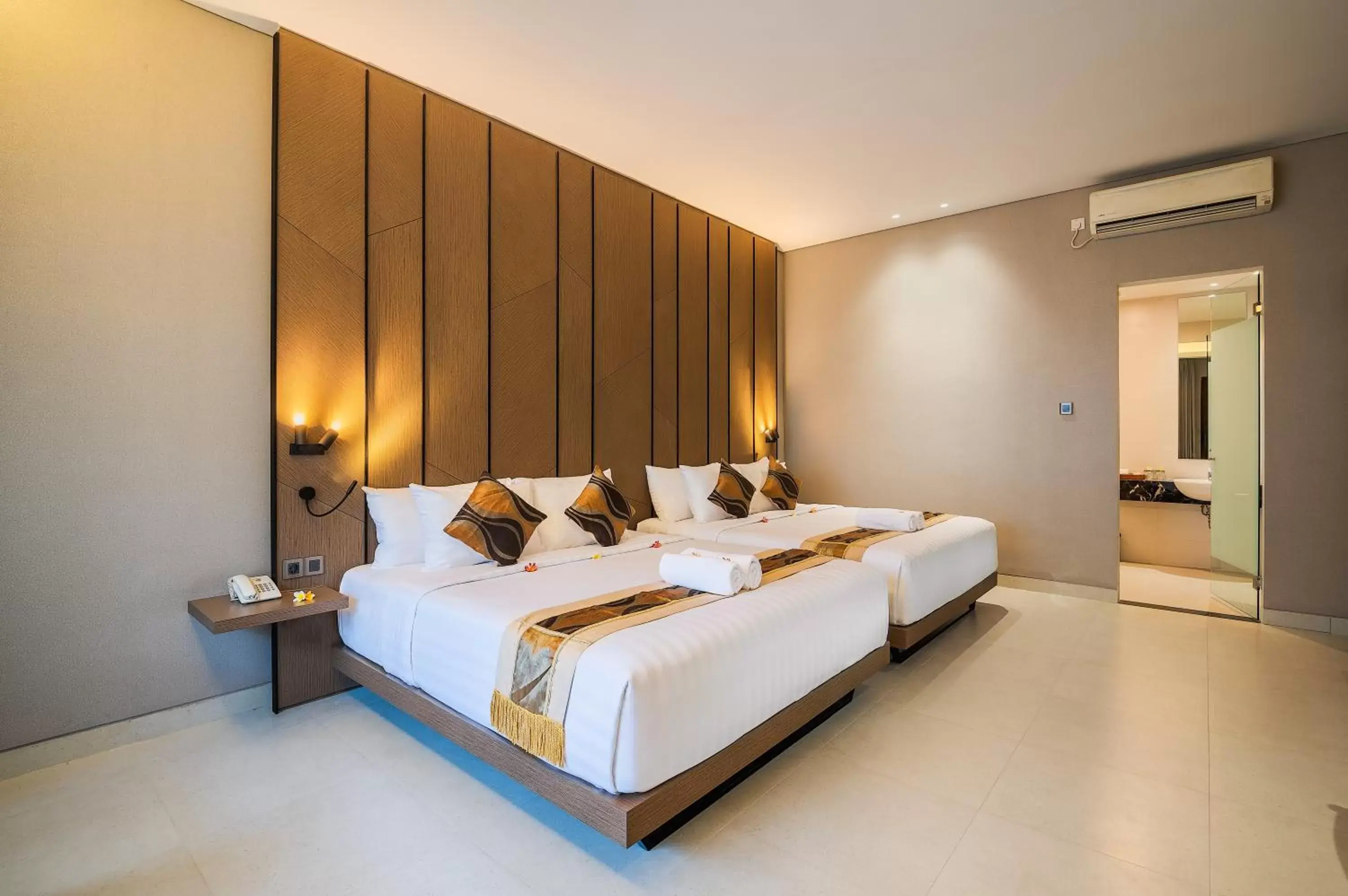 Deluxe Family Room in Padmasari Resort Lovina Deluxe Family Room in Padmasari Resort Lovina