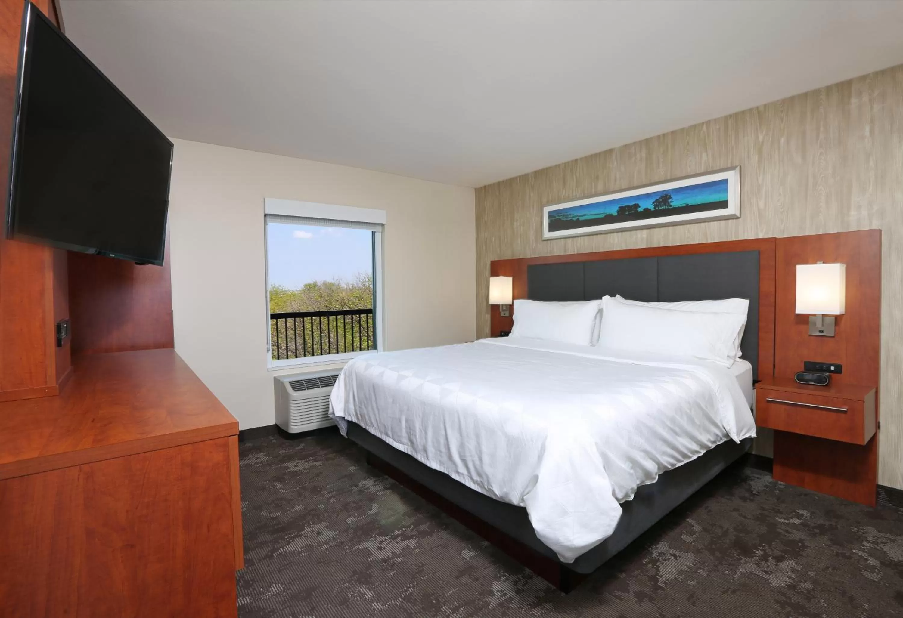 Bedroom, Bed in Holiday Inn & Suites Sioux Falls - Airport by IHG