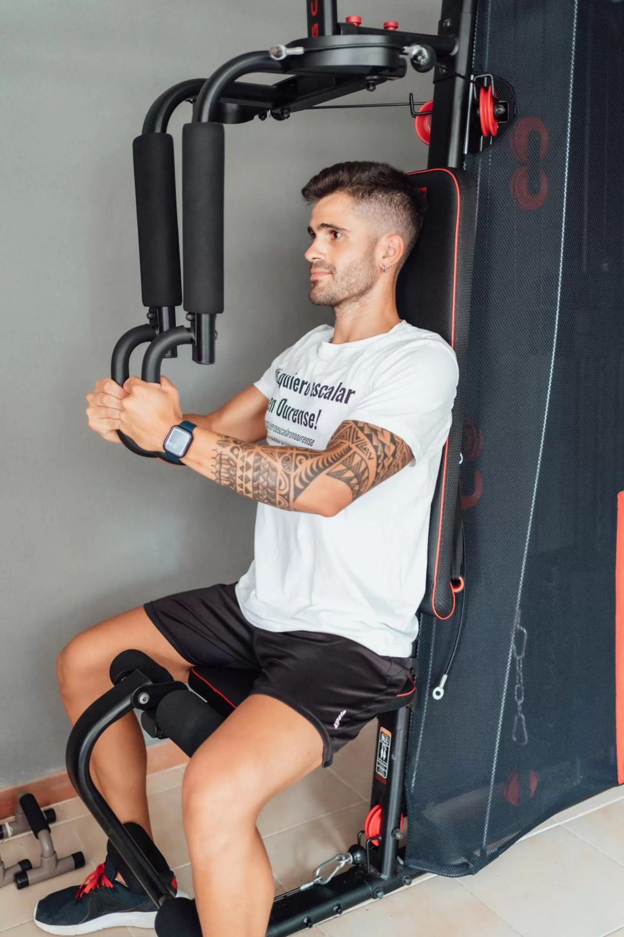 Fitness centre/facilities in Apartamentos Royal Life