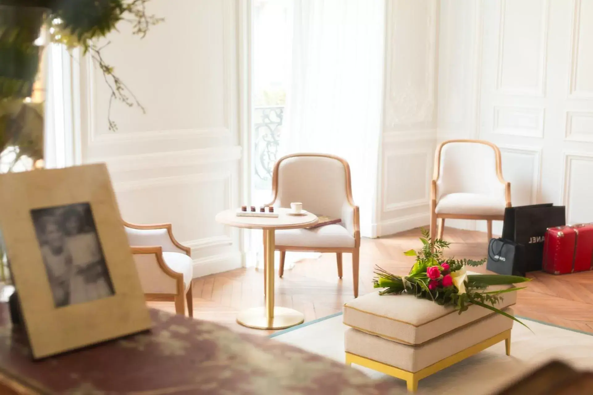 Two Connecting Suite in Hôtel Alfred Sommier Two Connecting Suite in Hôtel Alfred Sommier