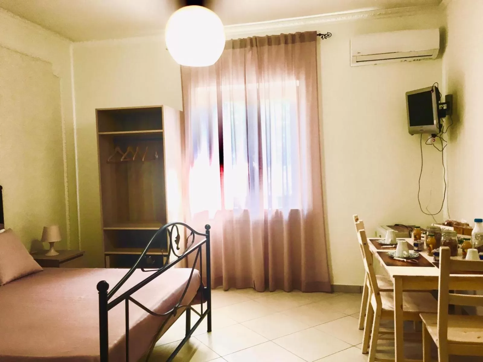 Seating area in B&B LA PIETRA