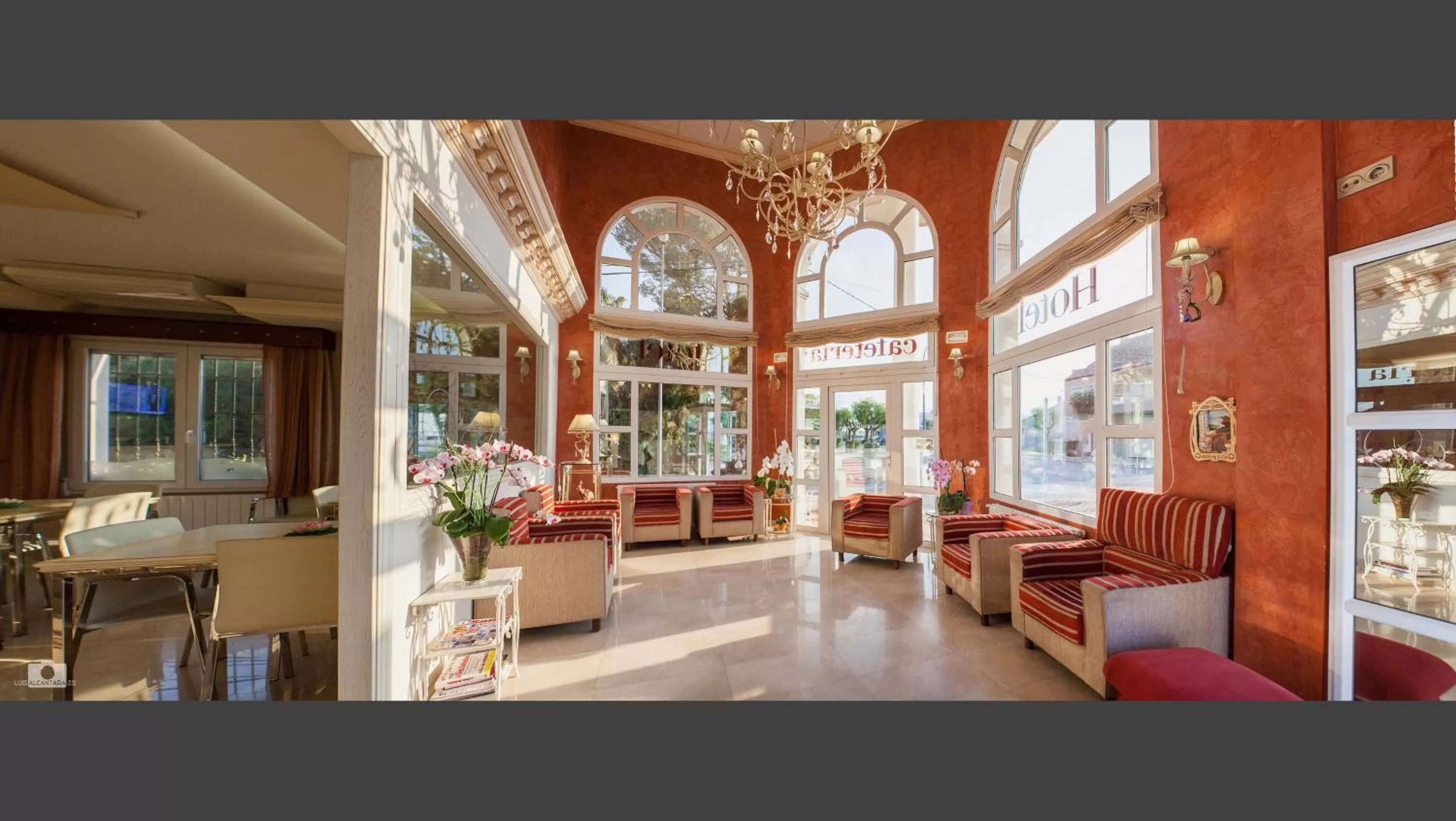 Lobby or reception in Hotel Versalles