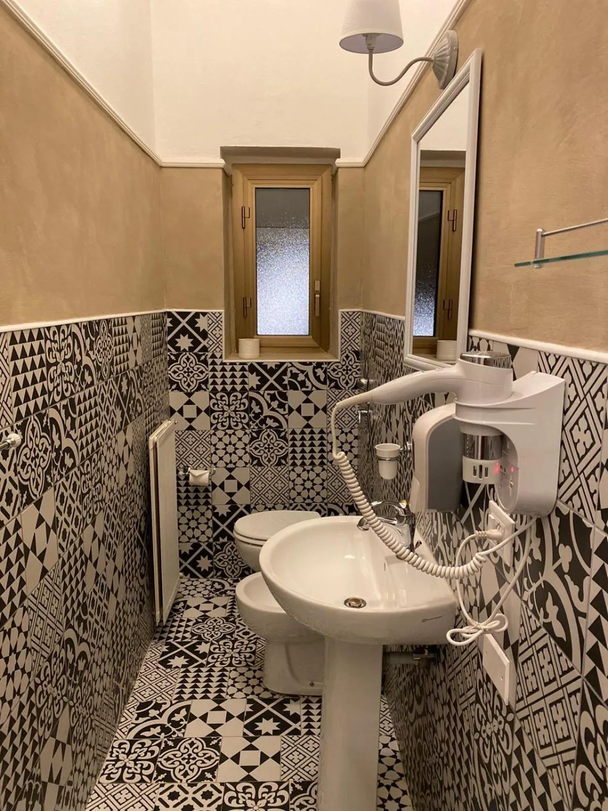 Bathroom in Boutique Hotel Calais Milano