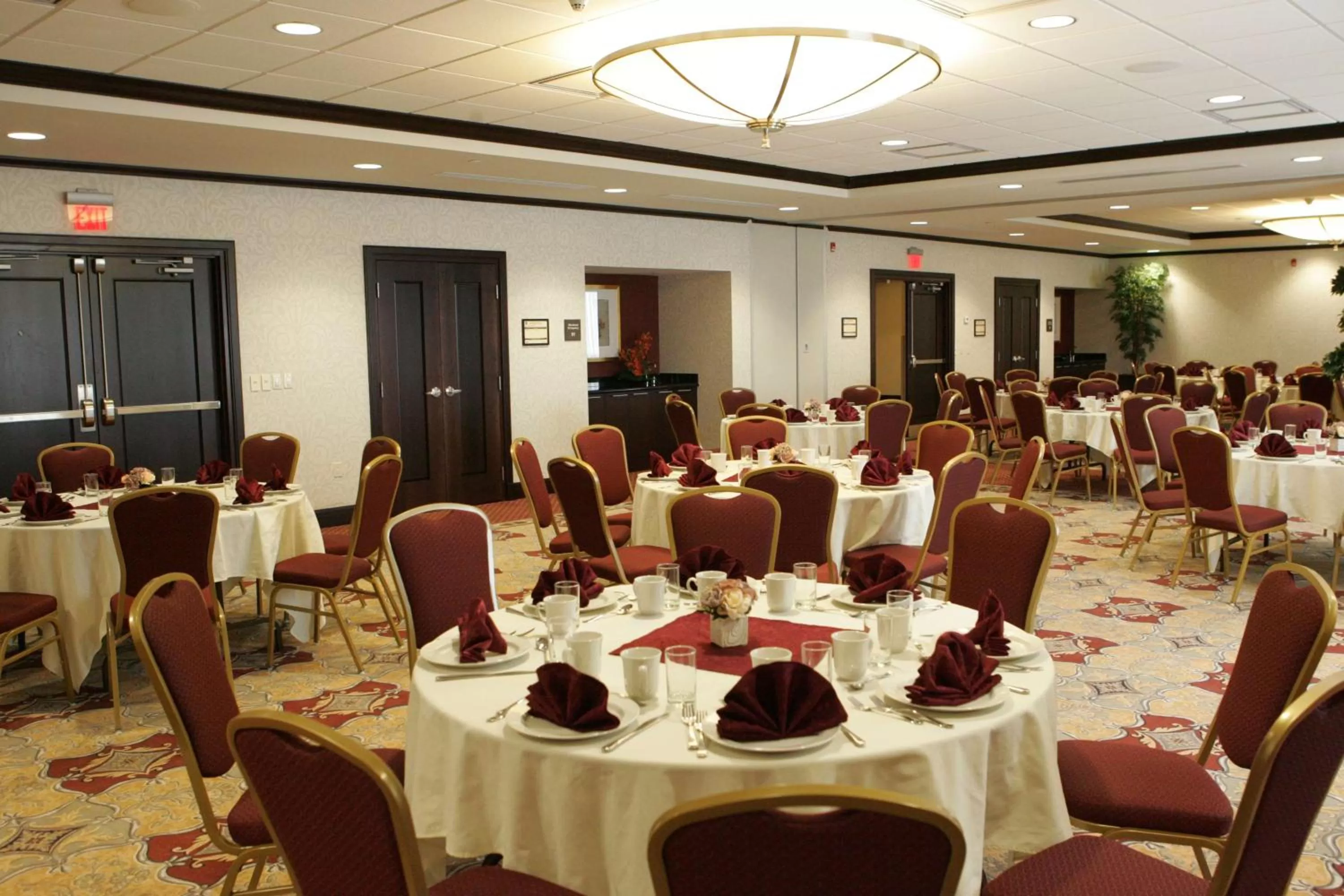 Meeting/conference room in Hampton Inn by Hilton Toronto Airport Corporate Centre