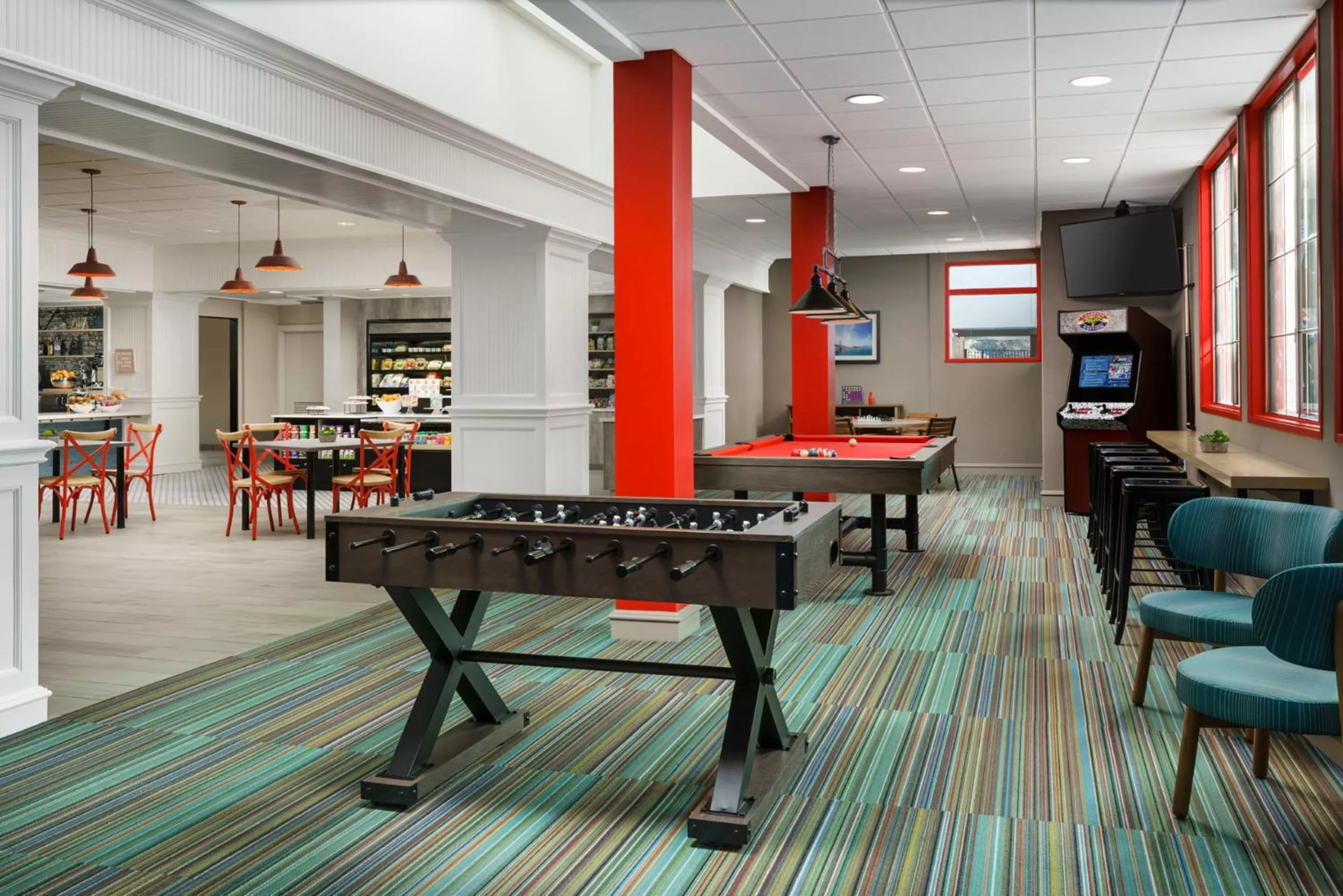 Billiard in Hotel Caza Fisherman's Wharf