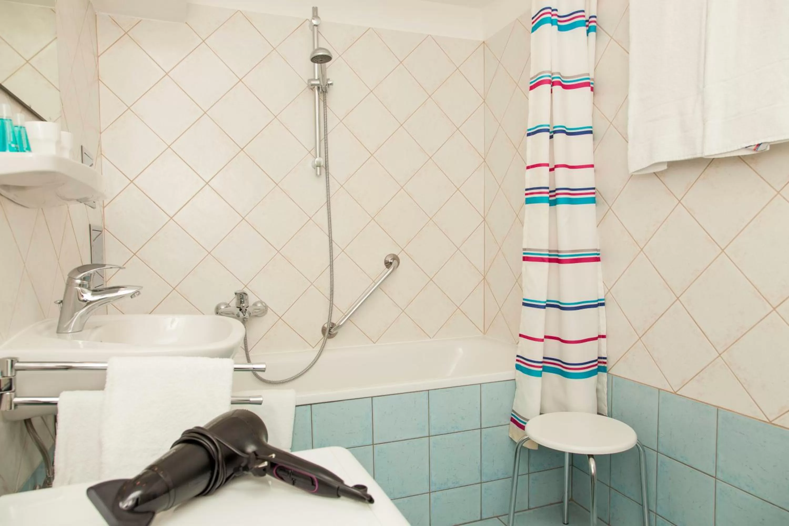 Bathroom in Pension Sacher - Apartments am Stephansplatz