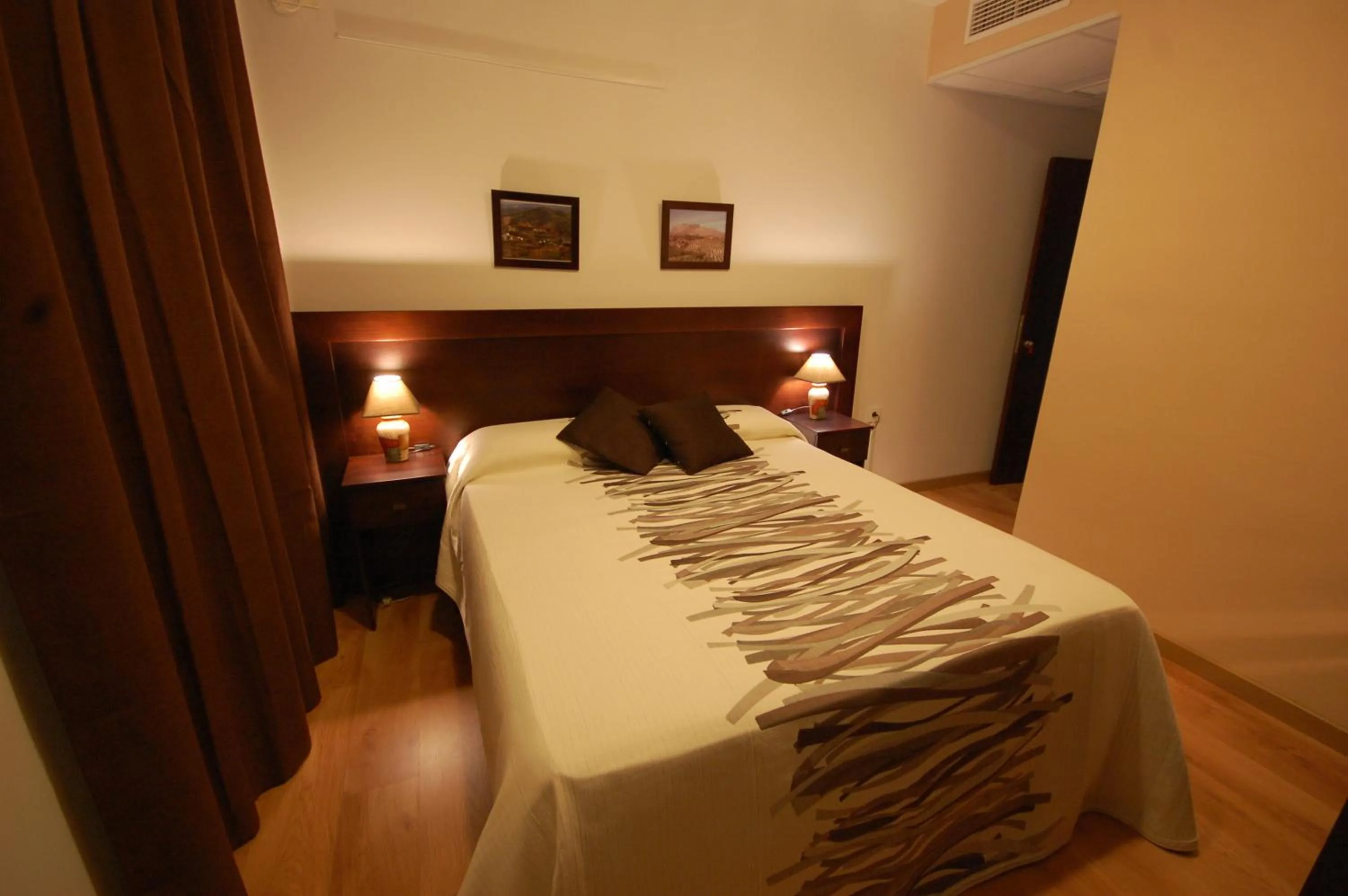 Decorative detail, Bed in Hotel Hospederia San Francisco