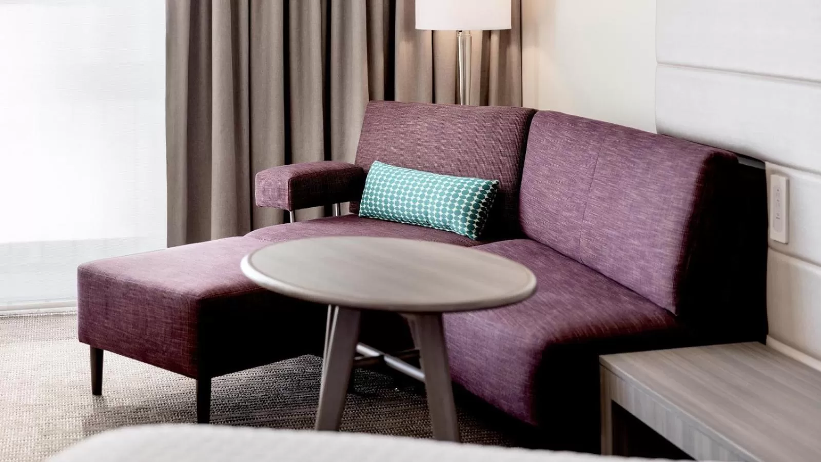 Seating area in Crowne Plaza Atlanta - Midtown by IHG