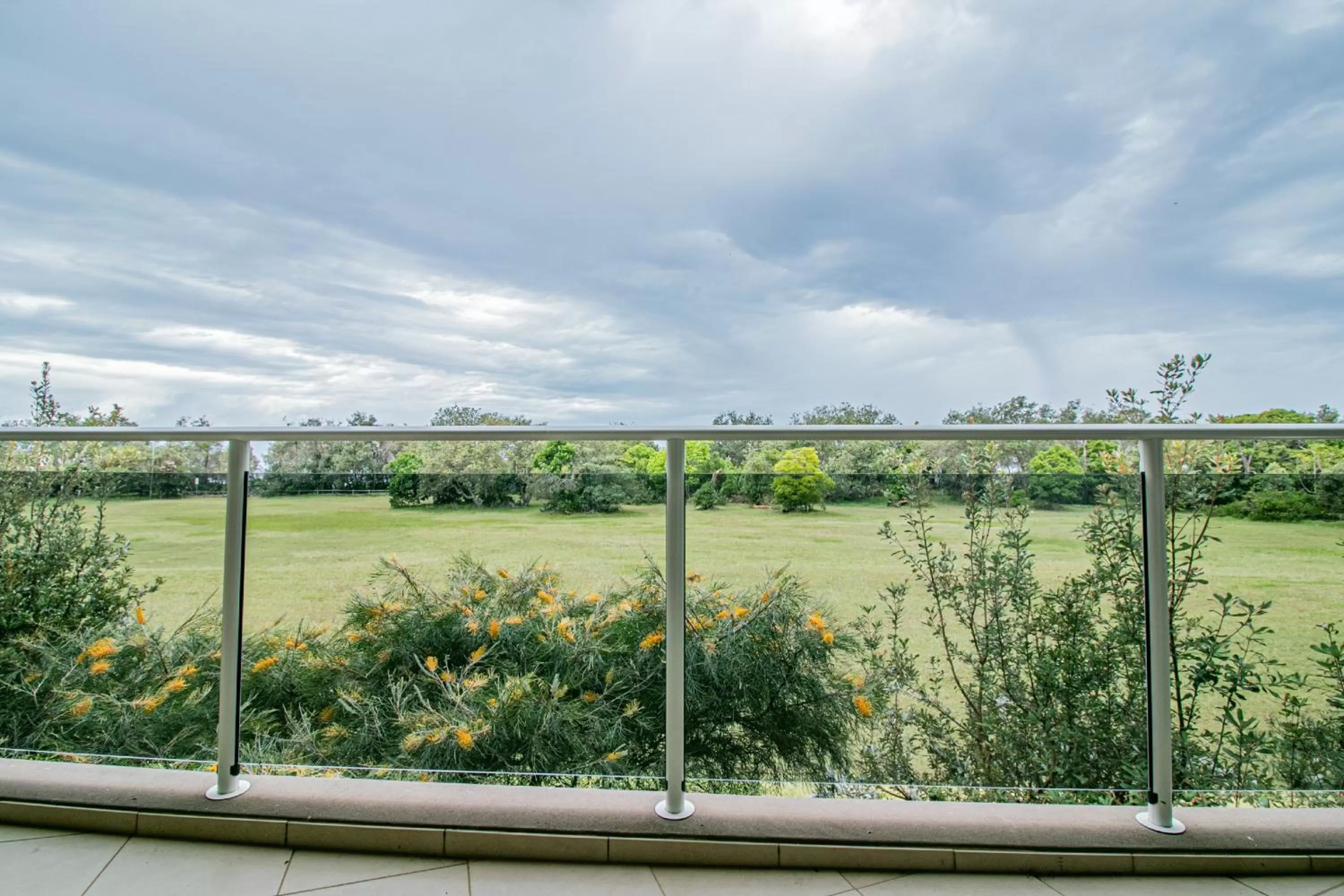 Absolute Beachfront Opal Cove Resort